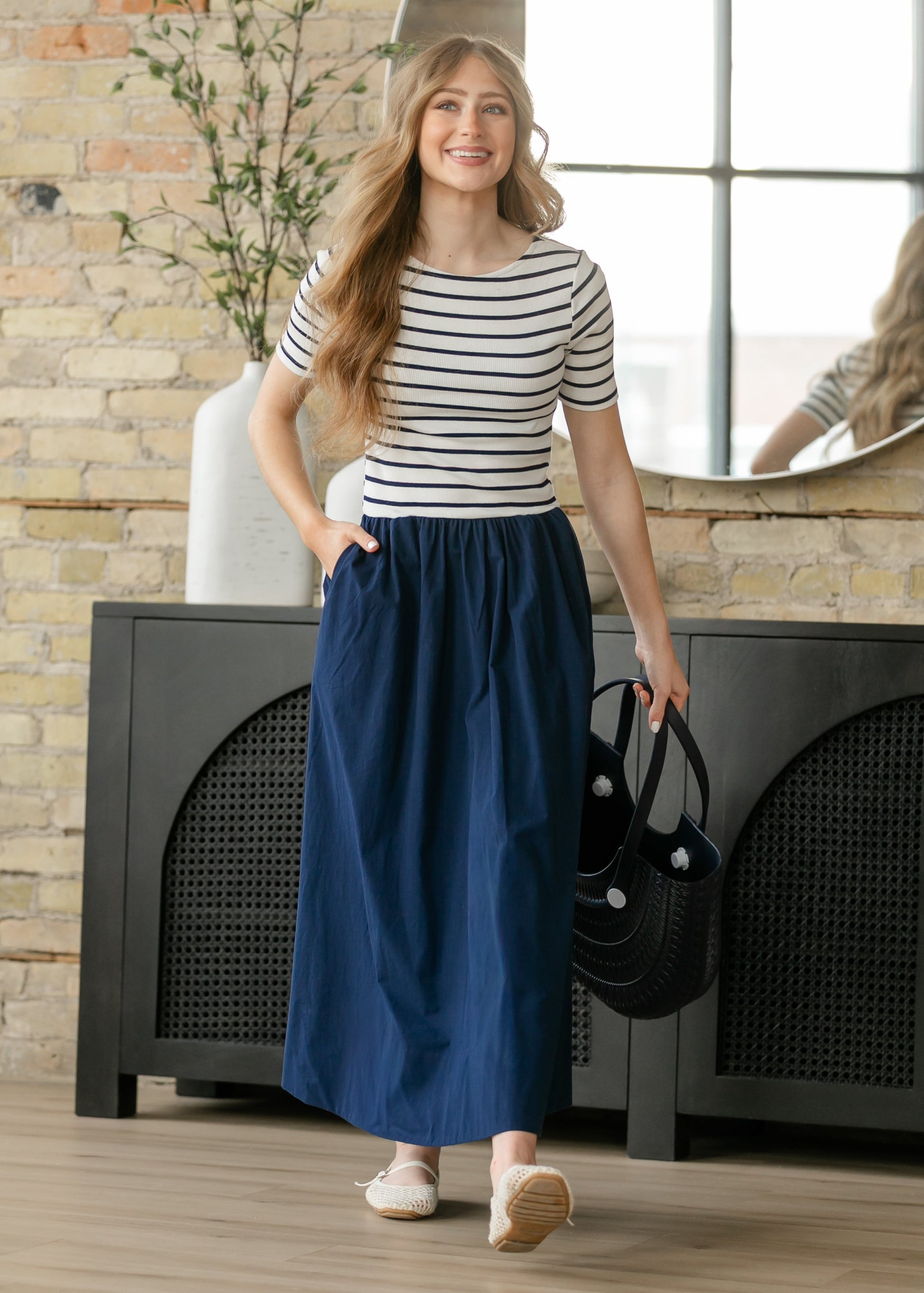 Poplin Knit Mix Short Sleeve Maxi Dress FF Dresses