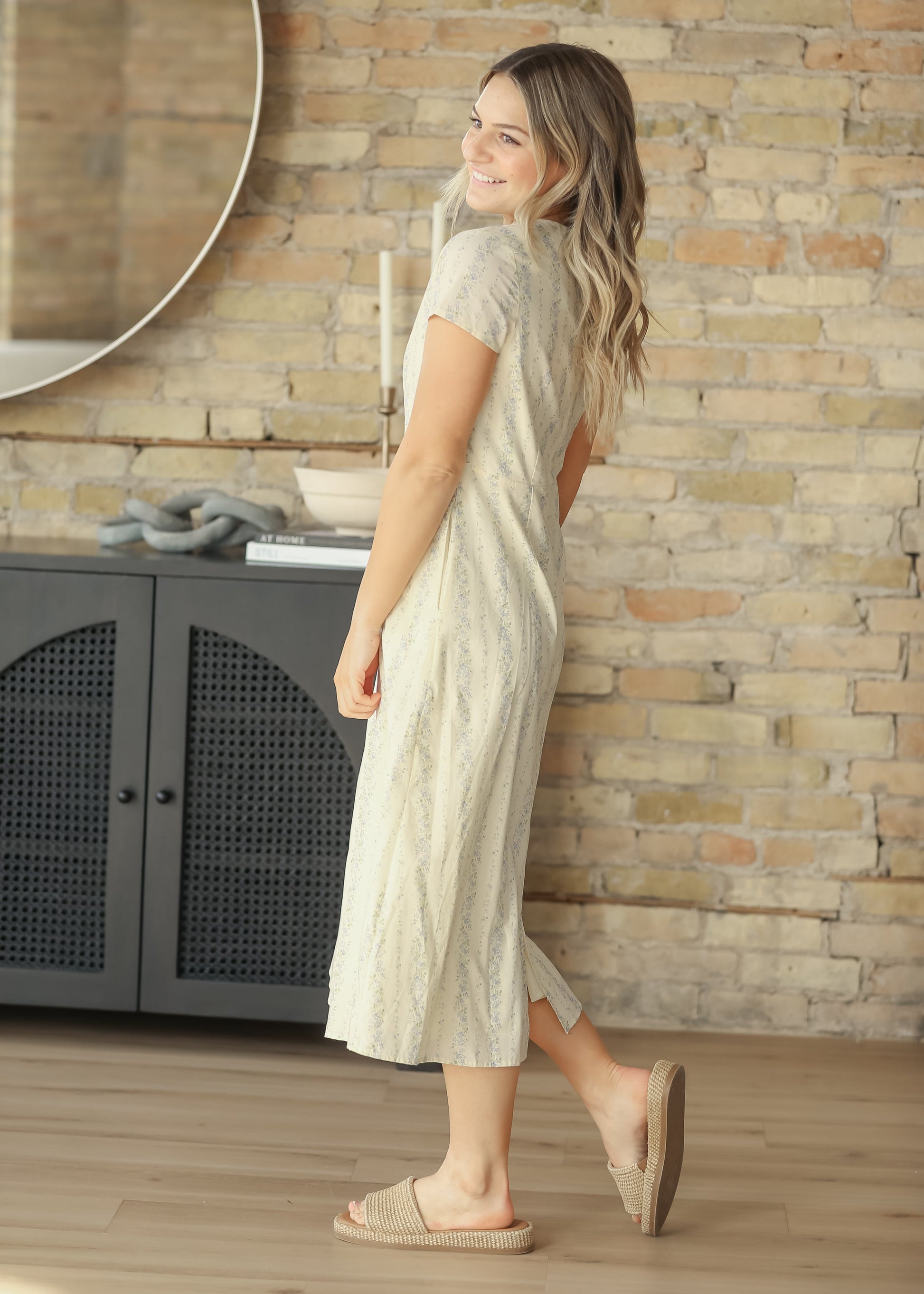 Reece Short Sleeve Straight Fit Midi Dress Inherit Co. Reece Short Sleeve Straight Fit Midi Dress Inherit Co.