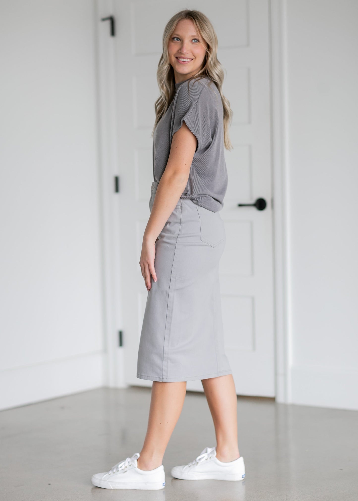 Remi Ultimate Gray Denim Midi Skirt Skirts