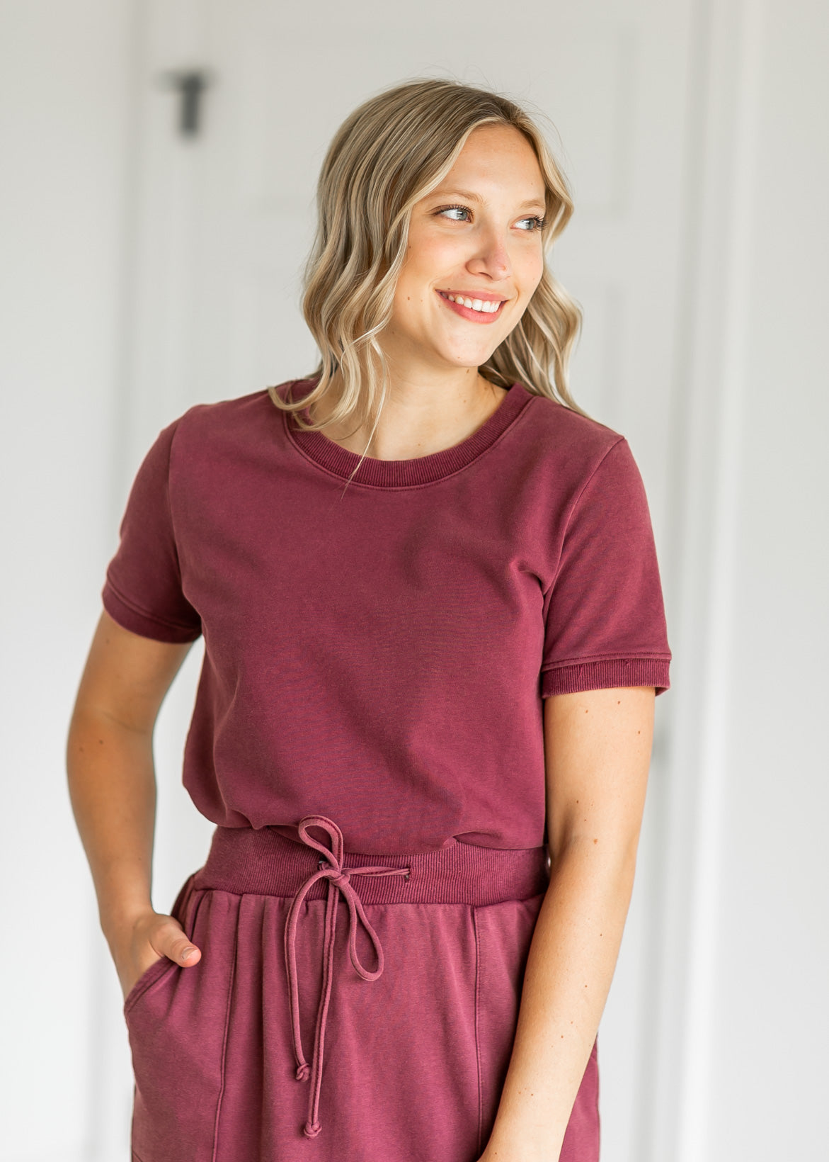 Ribbed Contrast Washed T-Shirt Tops Maroon / S