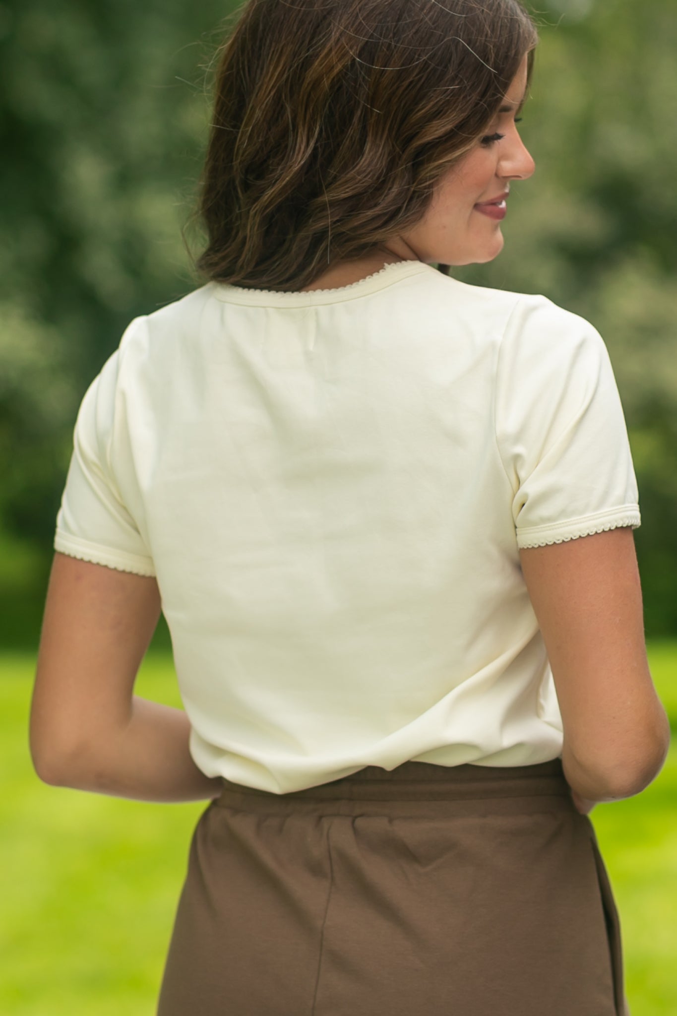 Scallop Edge Basic T-shirt FF Tops