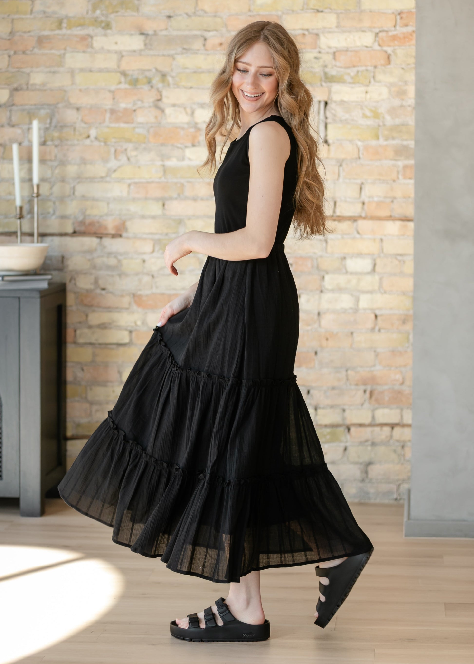 Serena Black Eyelet Sleeveless Maxi Dress, Medium