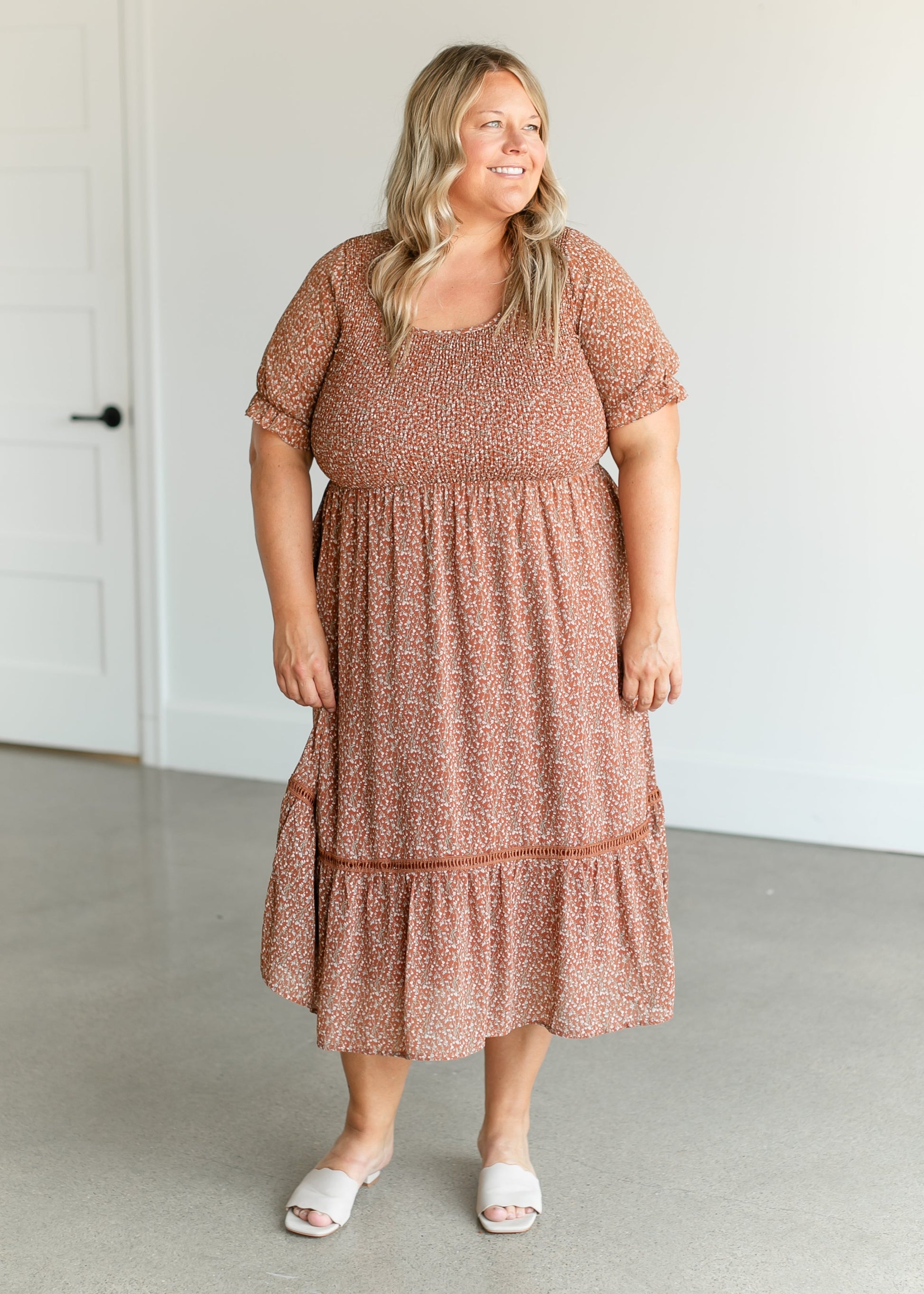 Short Sleeve Floral Smocked Midi Dress FF Dresses