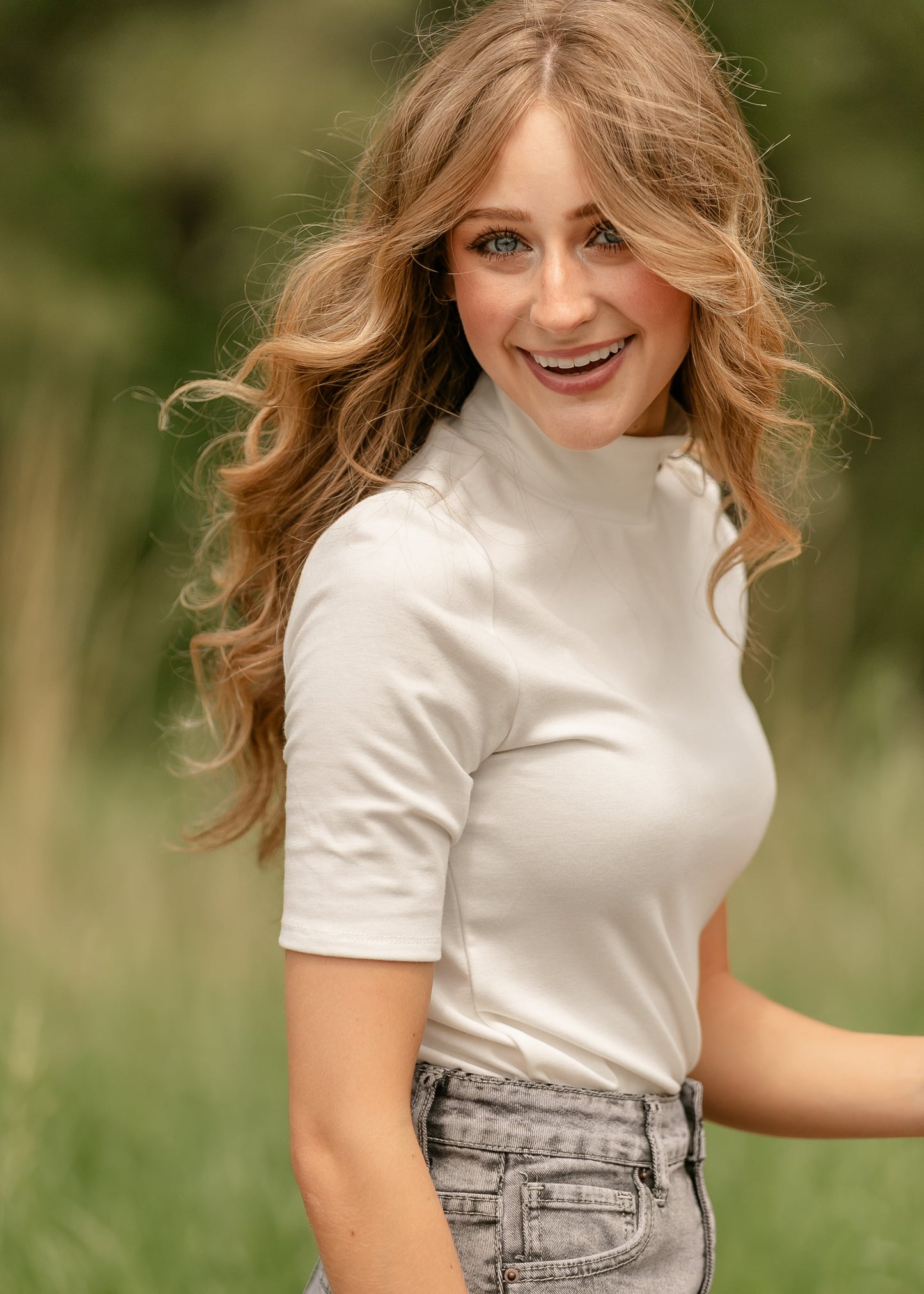 Short Sleeve Turtleneck Top FF Tops