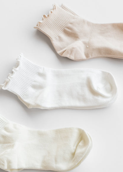 Solid Color Ruffle Mid-Calf Socks Accessories