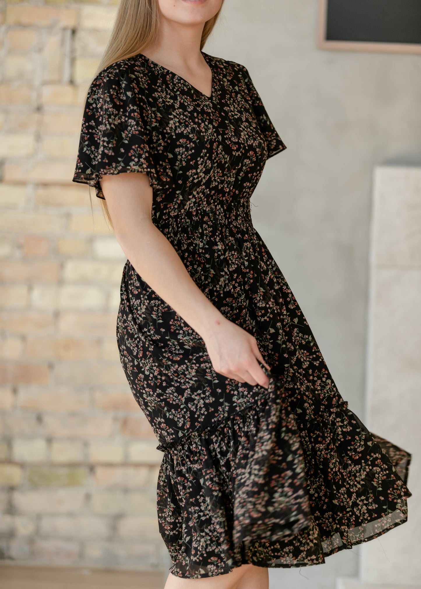 Sophie Black Floral V-Neck Midi Dress IC Dresses