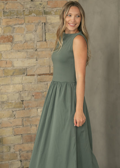 SPANX® Women's Green High Neck Midi Dress FF Dresses