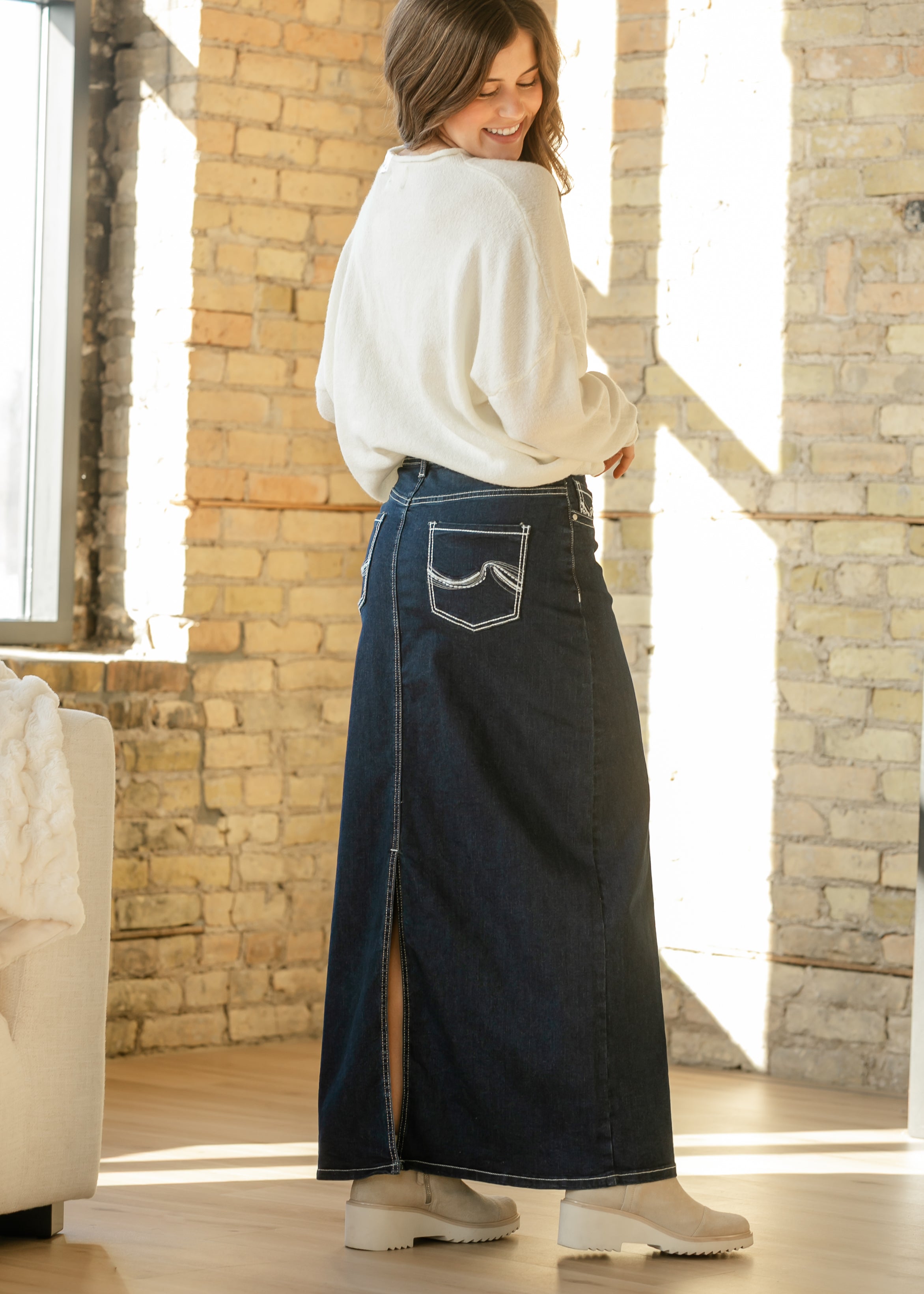 Stella Dark Wash Maxi Denim Skirt - FINAL SALE – Inherit Co.