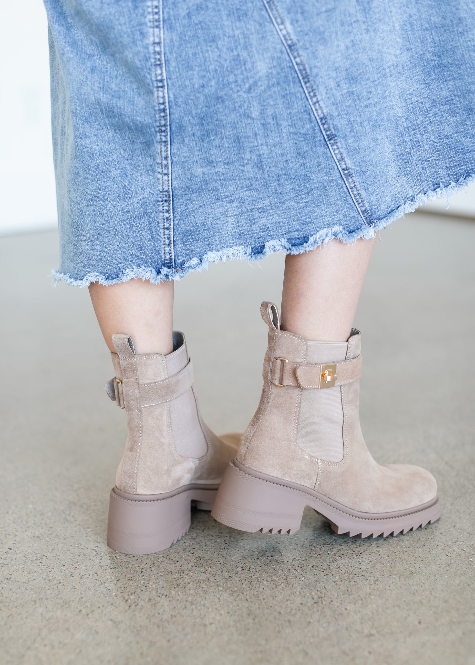 steve madden blue suede boots