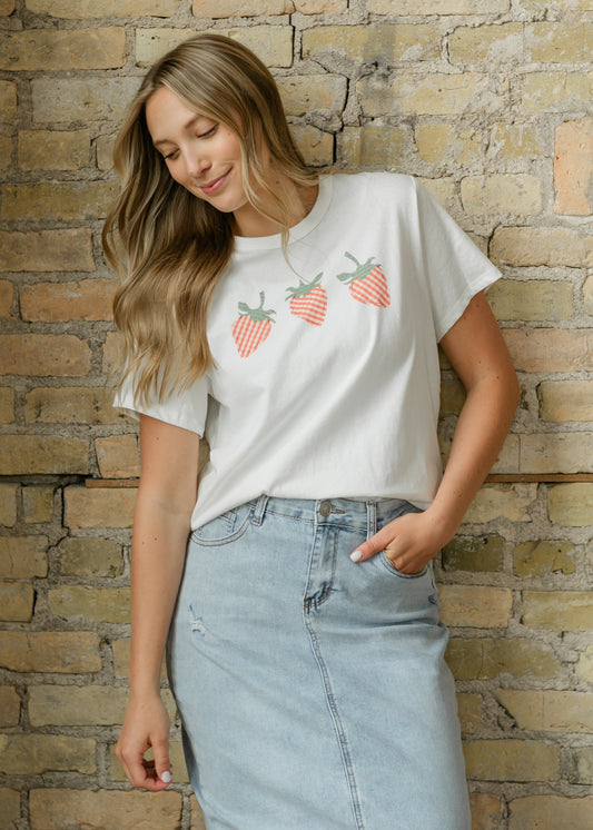 Strawberry Graphic Short Sleeve Tee FF Tops