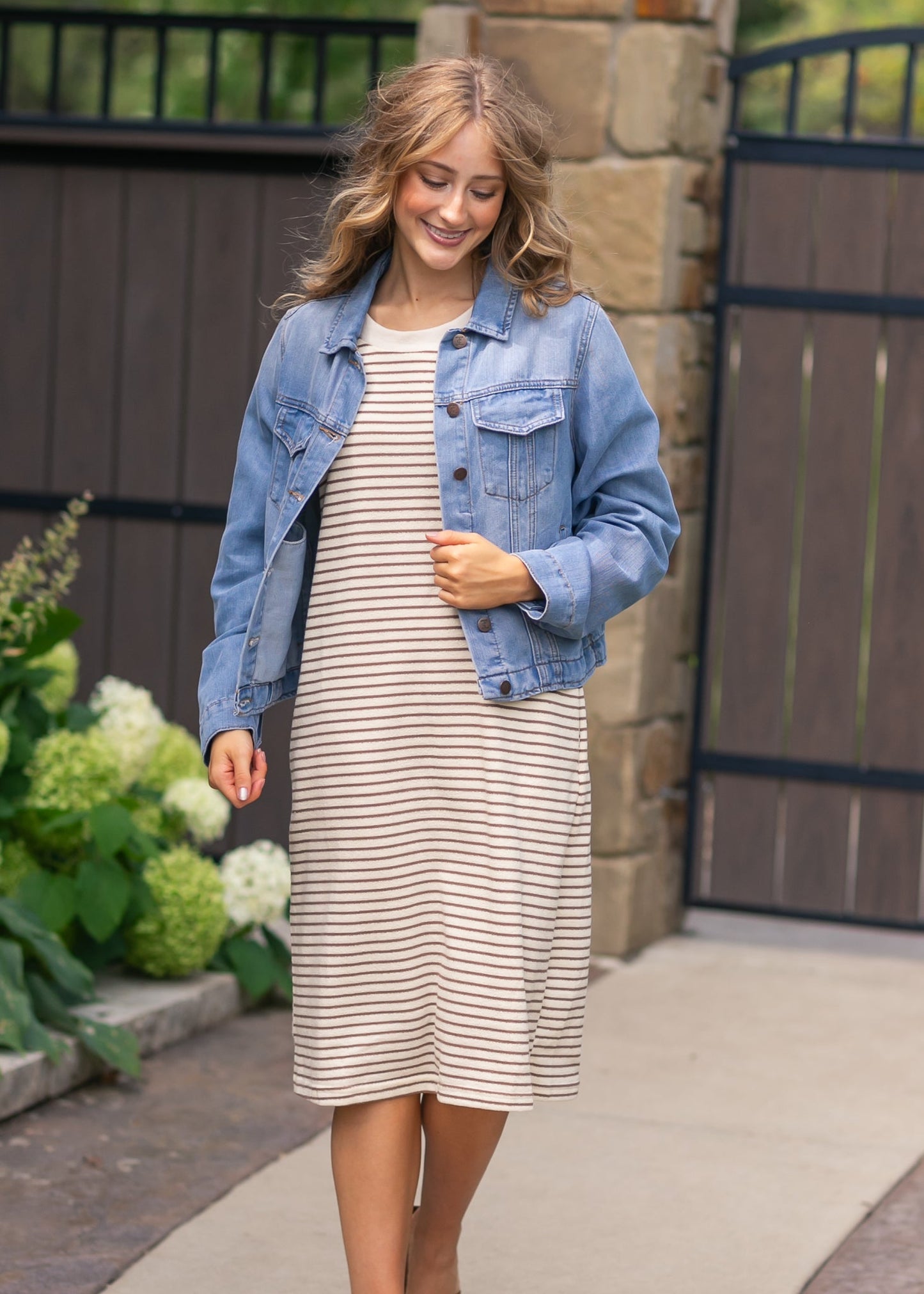Striped Bubble Sleeve Midi Dress FF Dresses