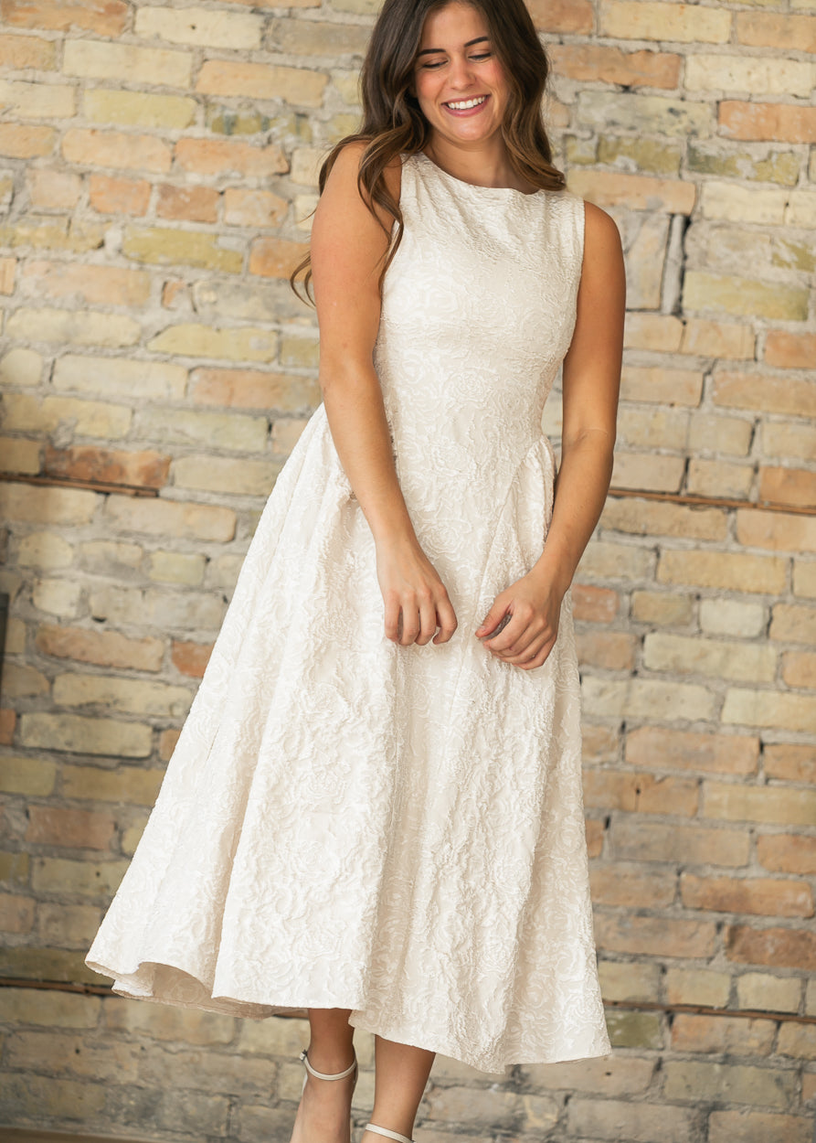 Textured Floral Jacquard Champagne Midi Dress FF Dresses