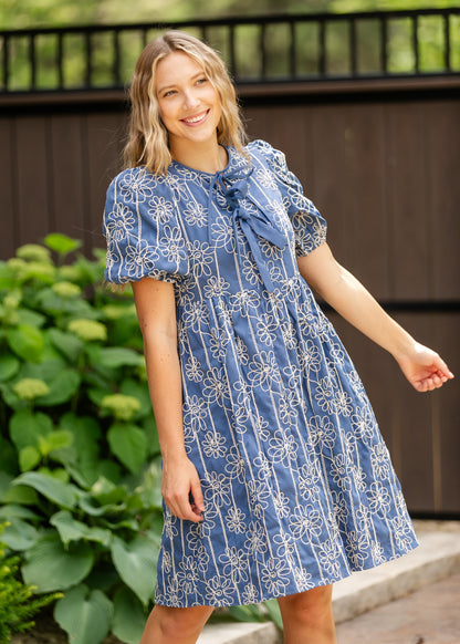 Textured Floral Print Bubble Sleeve Dress FF Dresses