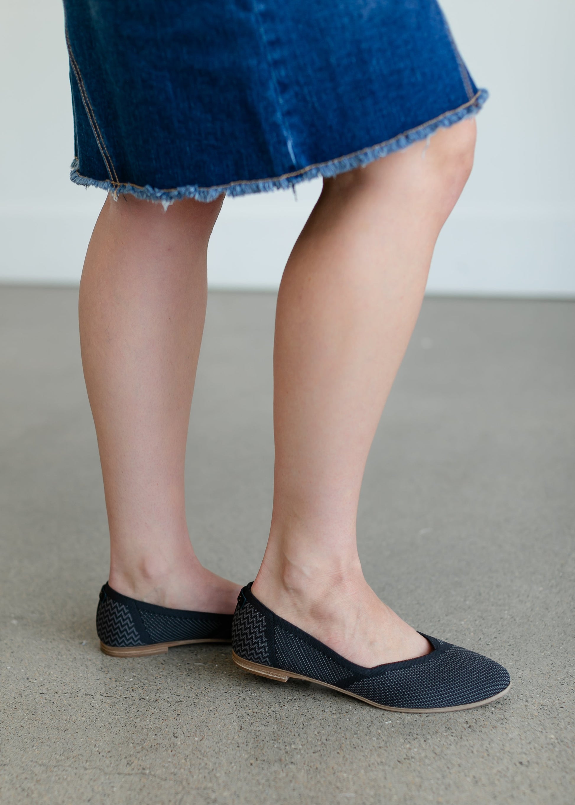 TOMS® Jutti Neat Flats Shoes