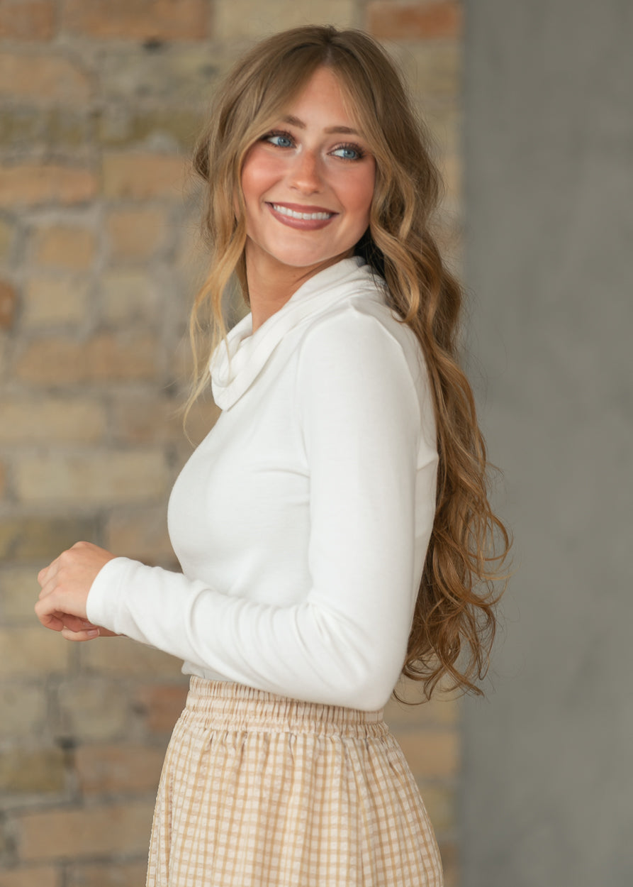 Ultra Soft Ivory Basic Long Sleeve Turtleneck FF Tops