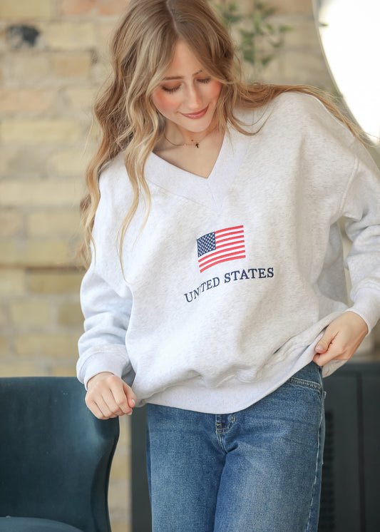 V-Neck USA Pullover Sweatshirt FF Tops