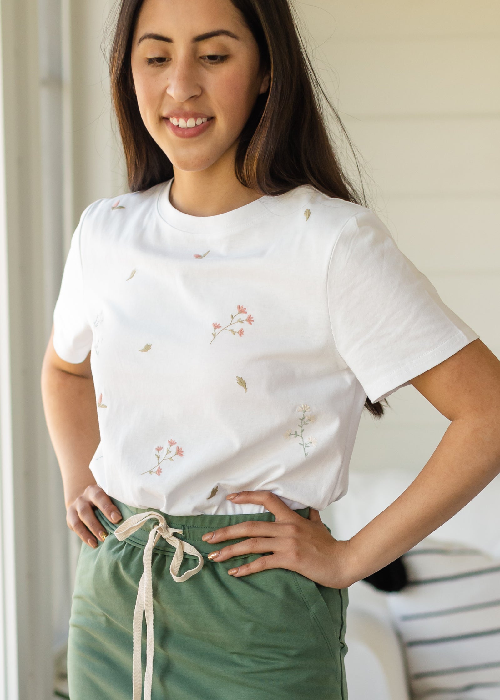 White Dainty Floral Embroidered Top - FINAL SALE FF Tops