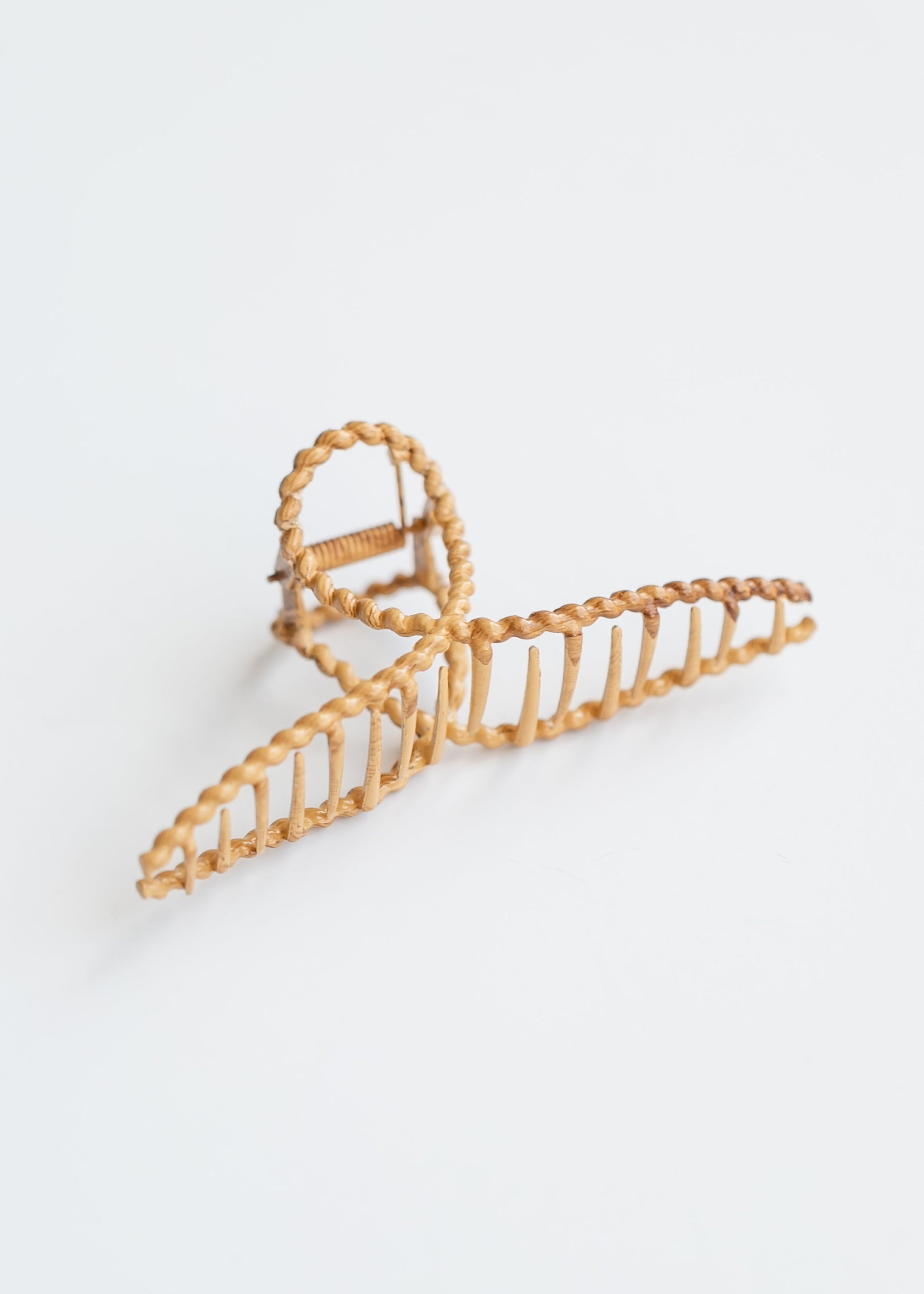 Wood Grain Metal Hair Claw Clip Accessories Twisted