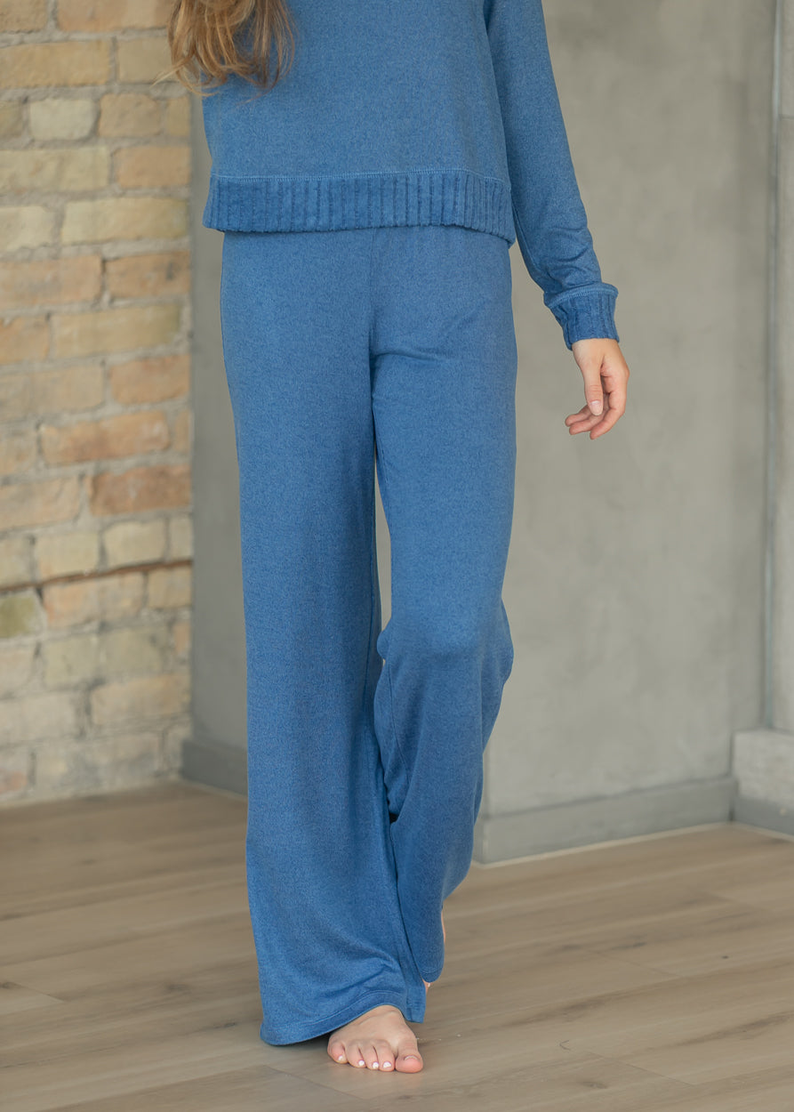Z Supply® Dawn Navy Ultra Soft Pant FF Pants