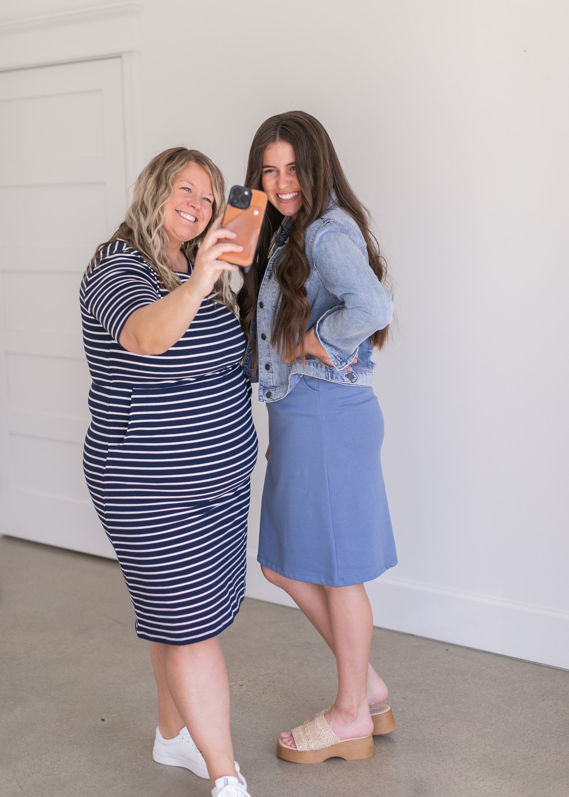 Kristen Short Sleeve Midi Dress Dresses