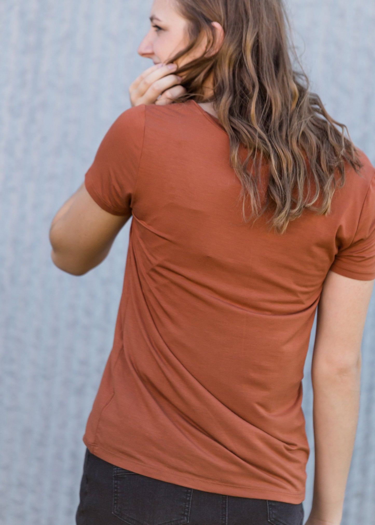 Bamboo V-Neck Pocket Tee - FINAL SALE Tops