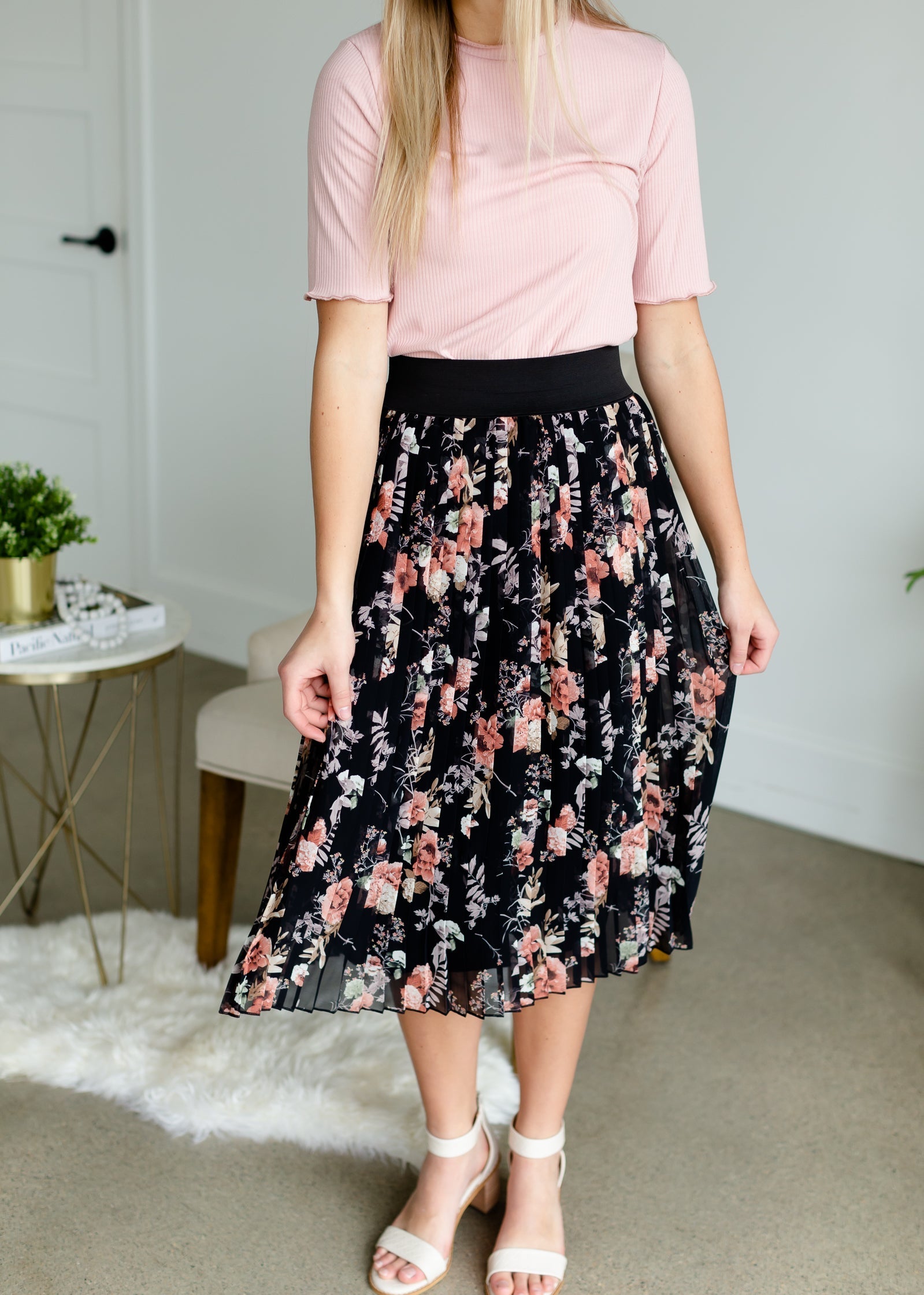 Black Floral Pleated Midi Skirt Skirts