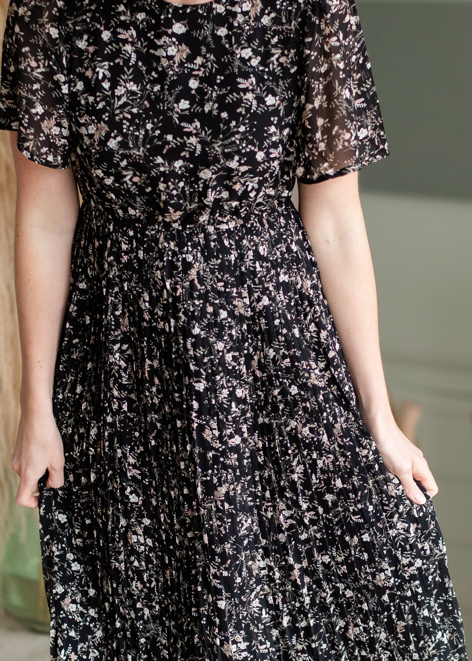 Black folk floral ditsy print on sale dress