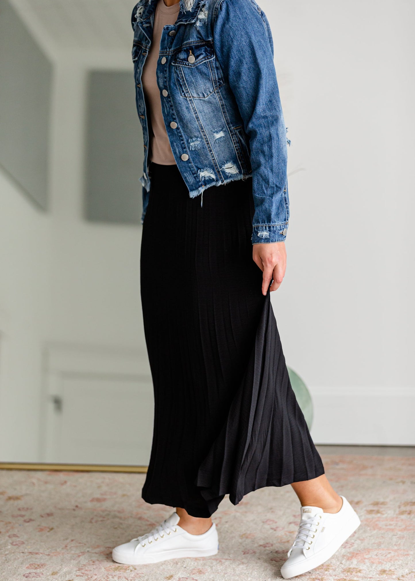 Black Pleated High Waisted Skirt Skirts Les Amis