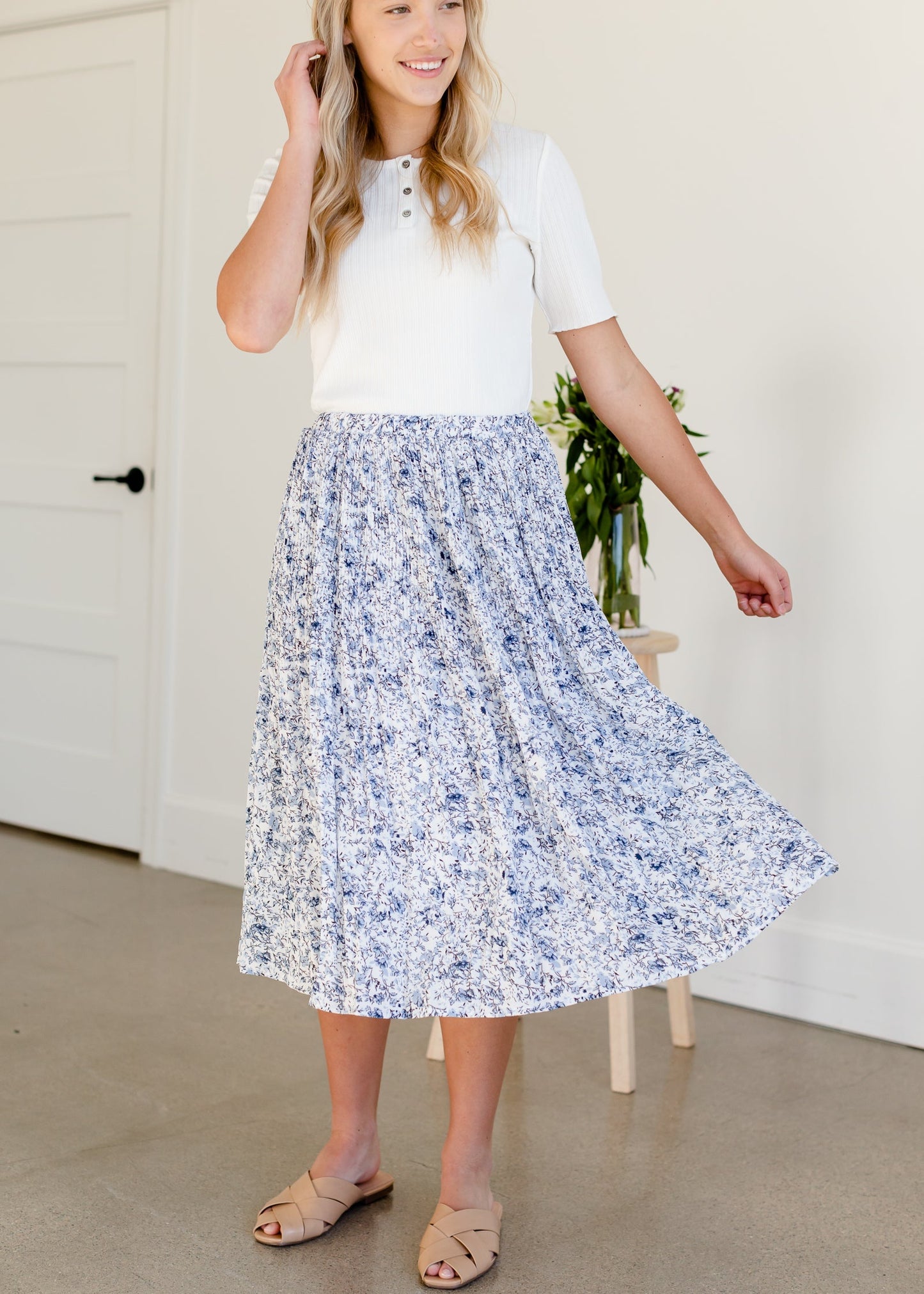 Blue Floral Pleated Midi Skirt Skirts