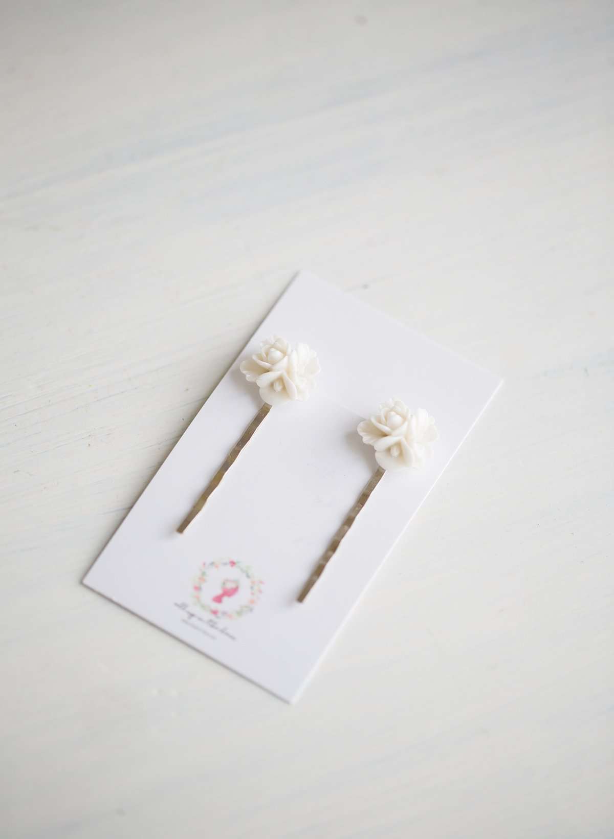 We love these classic, Black Druzy Bobby Pins! These make a fun addition to your hair for small bursts of style. You will find these make a great gift too!