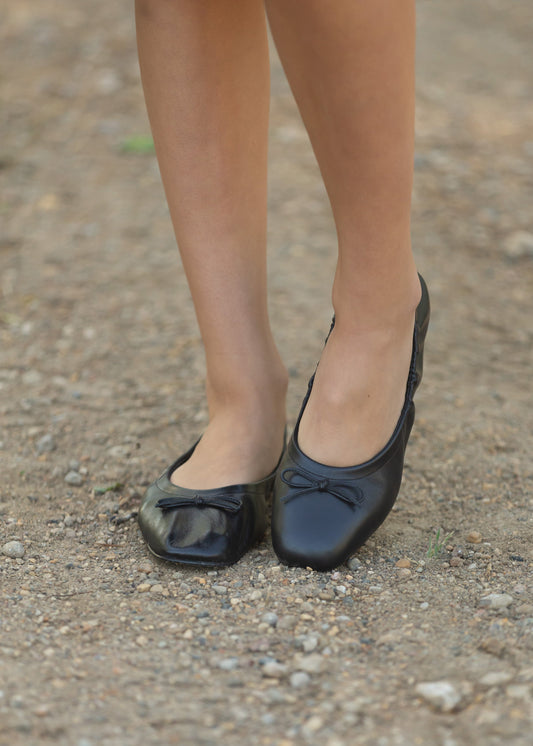 Breathless Leather Flat Shoes