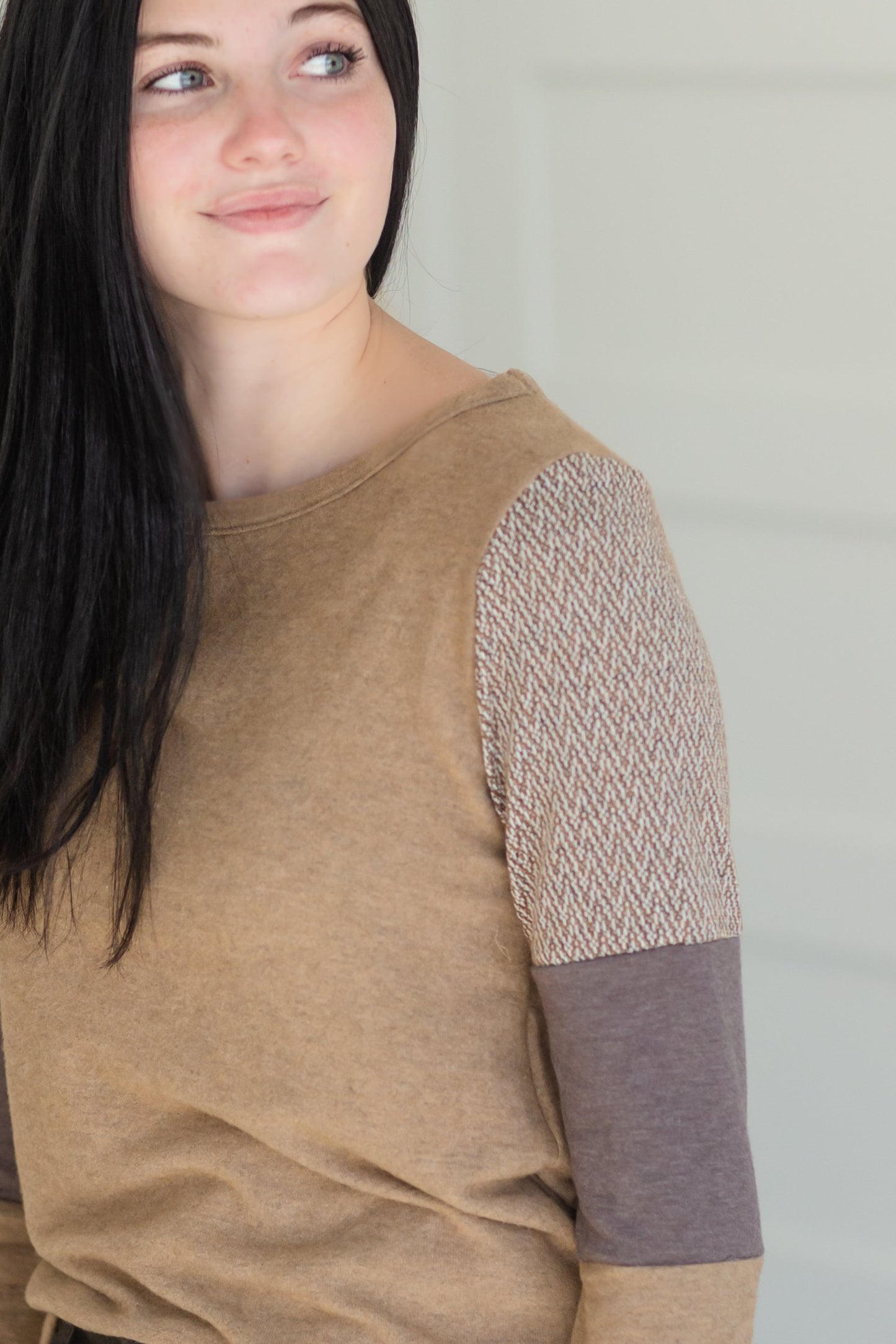 Brown Color Block Long Sleeve Knit Top Tops Staccato