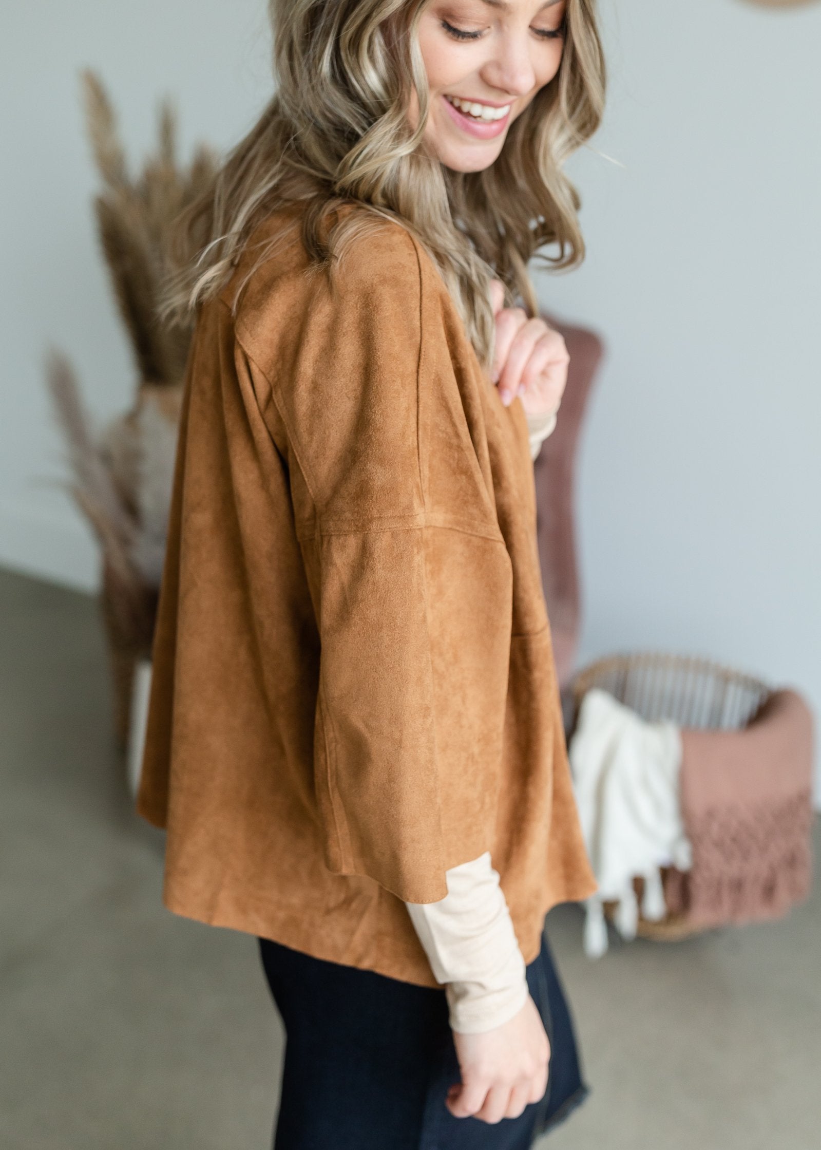 Camel Raw Edge Suede Open Front 3/4 Sleeve Jacket Tops VOY