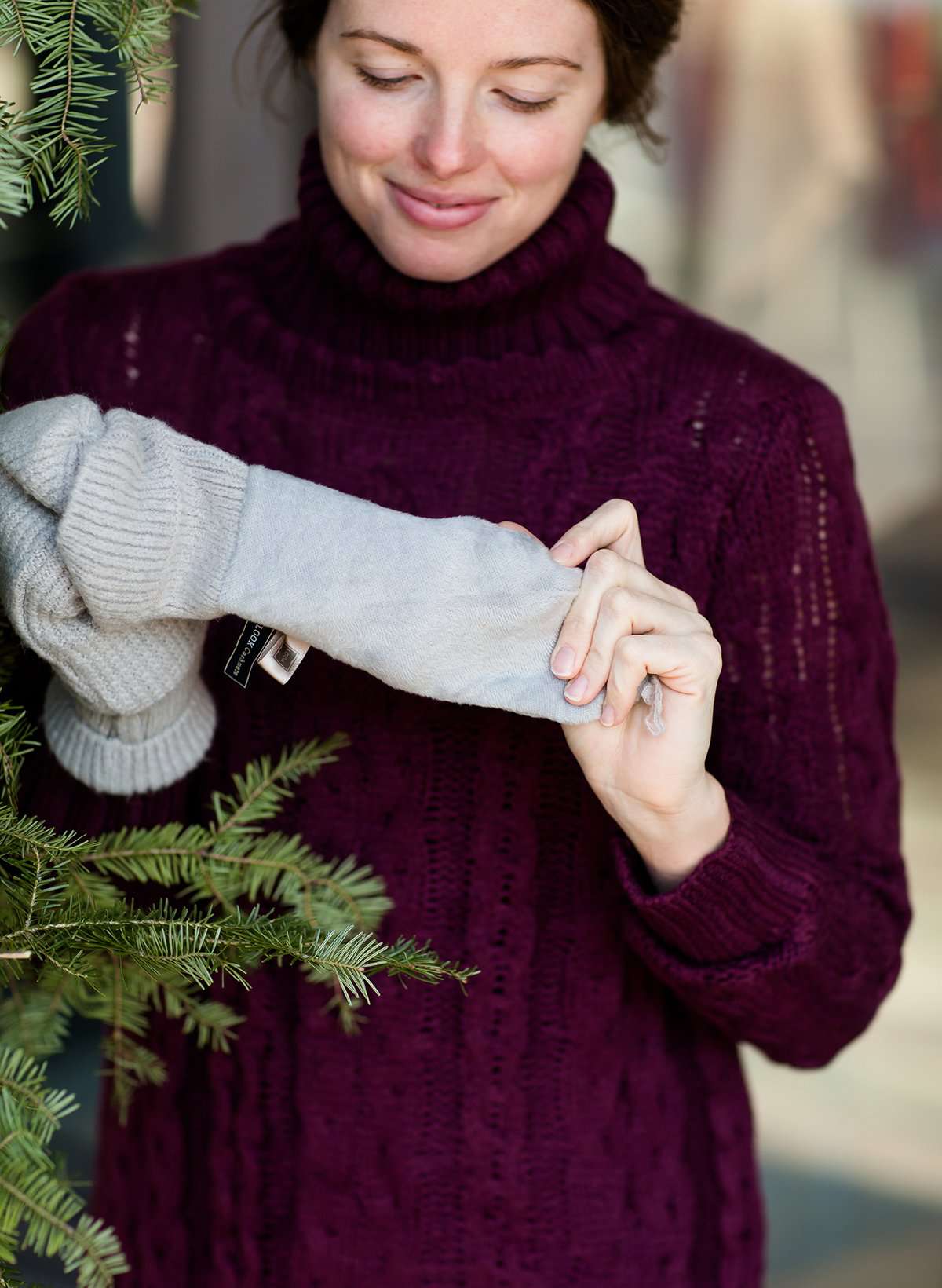 Cashmere Waffle Knit Mittens Accessories