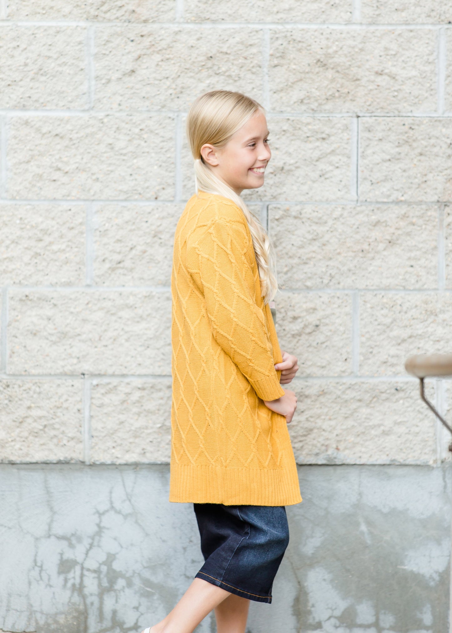 Girls modest Chunky Cable Knit Cardigan