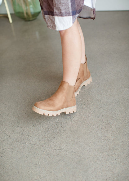 CL by Chinese Laundry Piper Suede Tan Bootie Shoes Chinese Laundry