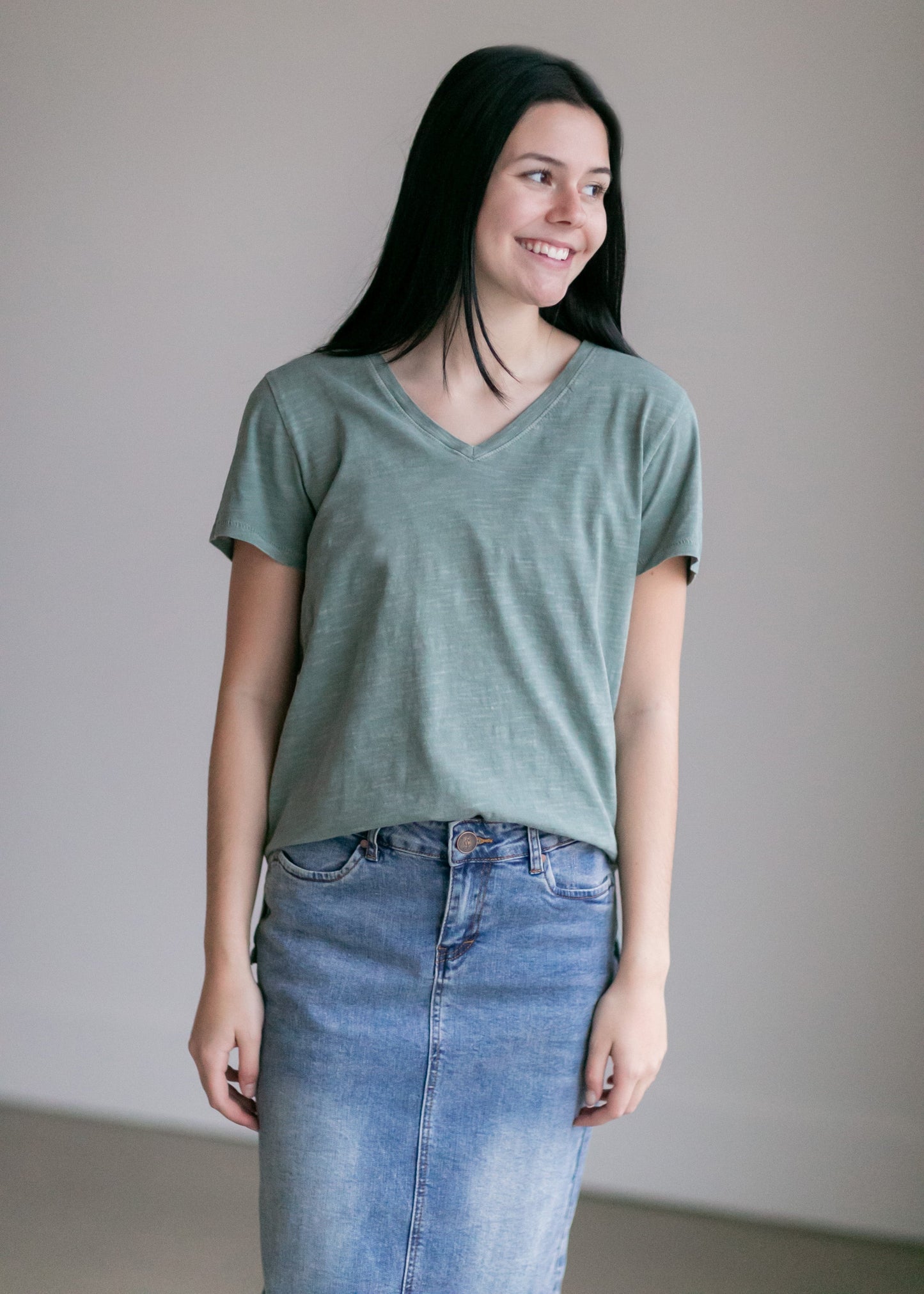 The Classic Short Sleeve V-Neck Top by Lucky Brand is a wardrobe staple that will go with all the things! This classic V-neck t-shirt is tailored in a relaxed fit from soft 100% cotton in a range of colors with a slight heathered look. Wear with your favorite bottoms and cozy layers for effortless styling!