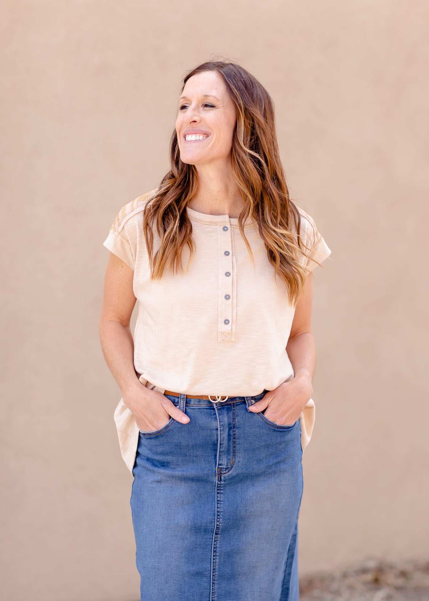 Contrast Short Sleeve Top Tops Taupe / S
