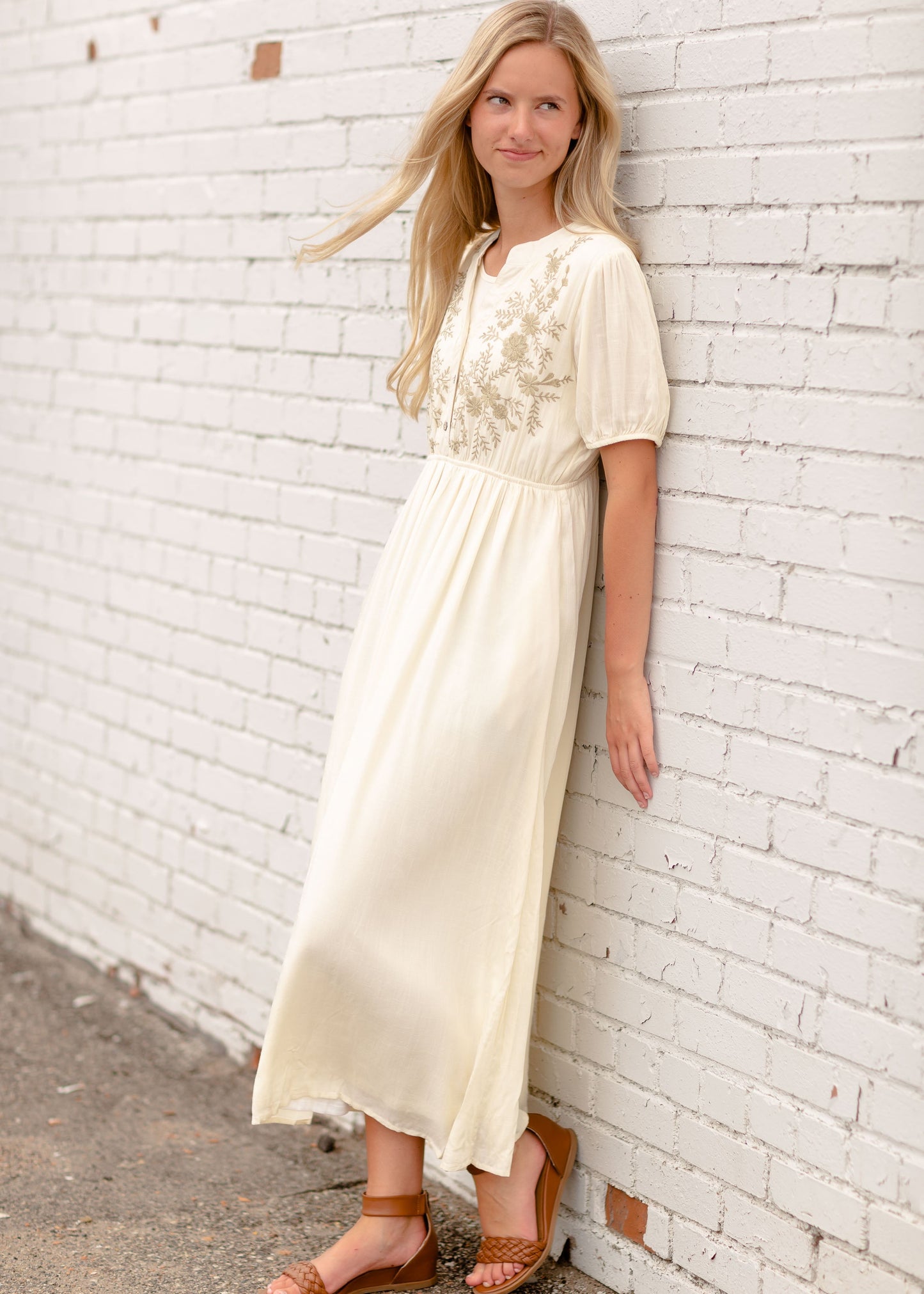Cream V-Neck Maxi Dress With Embroidered Floral Dresses