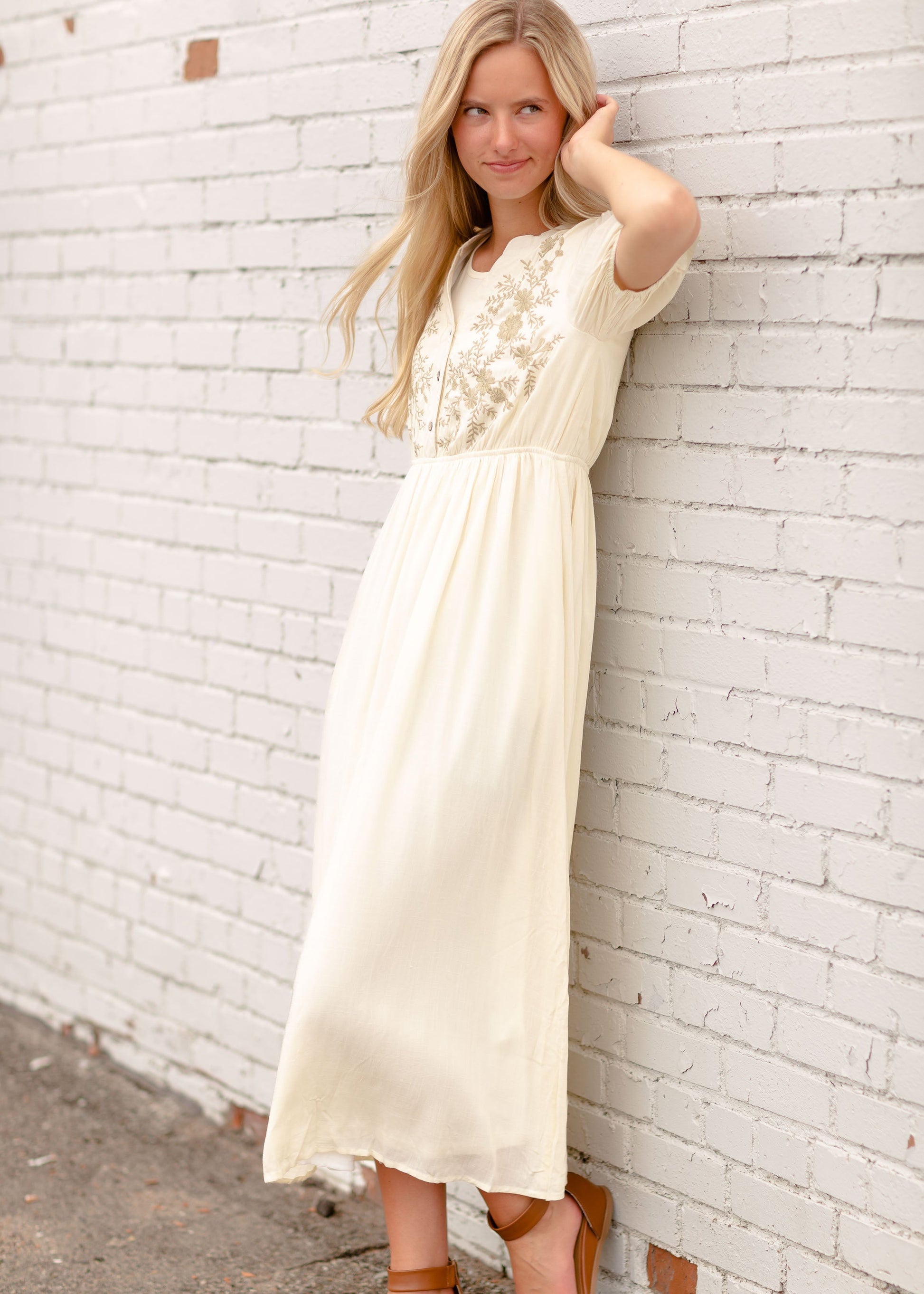 Cream V-Neck Maxi Dress With Embroidered Floral Dresses