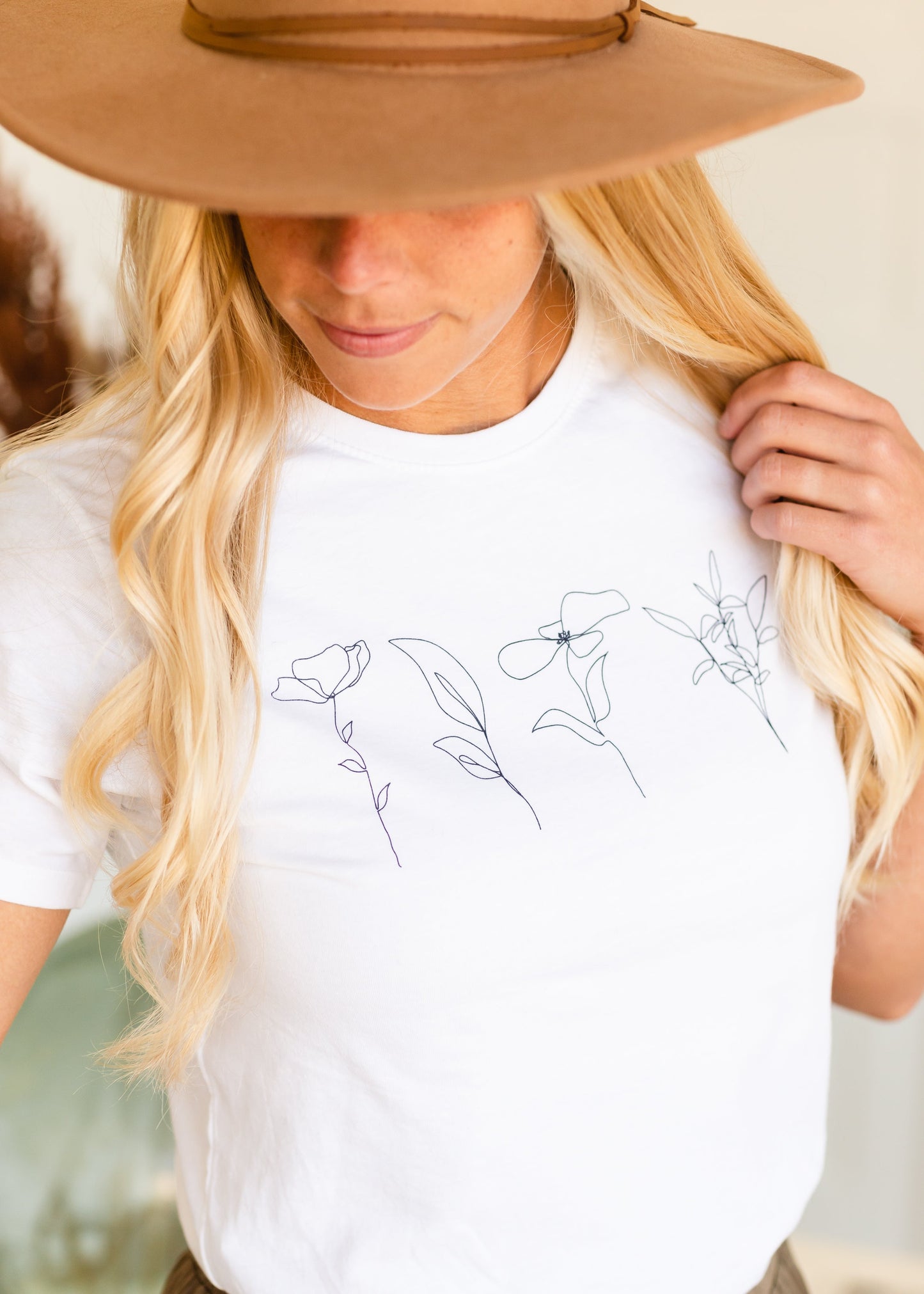 Dainty Wildflower White Graphic Tee - FINAL SALE Shirt