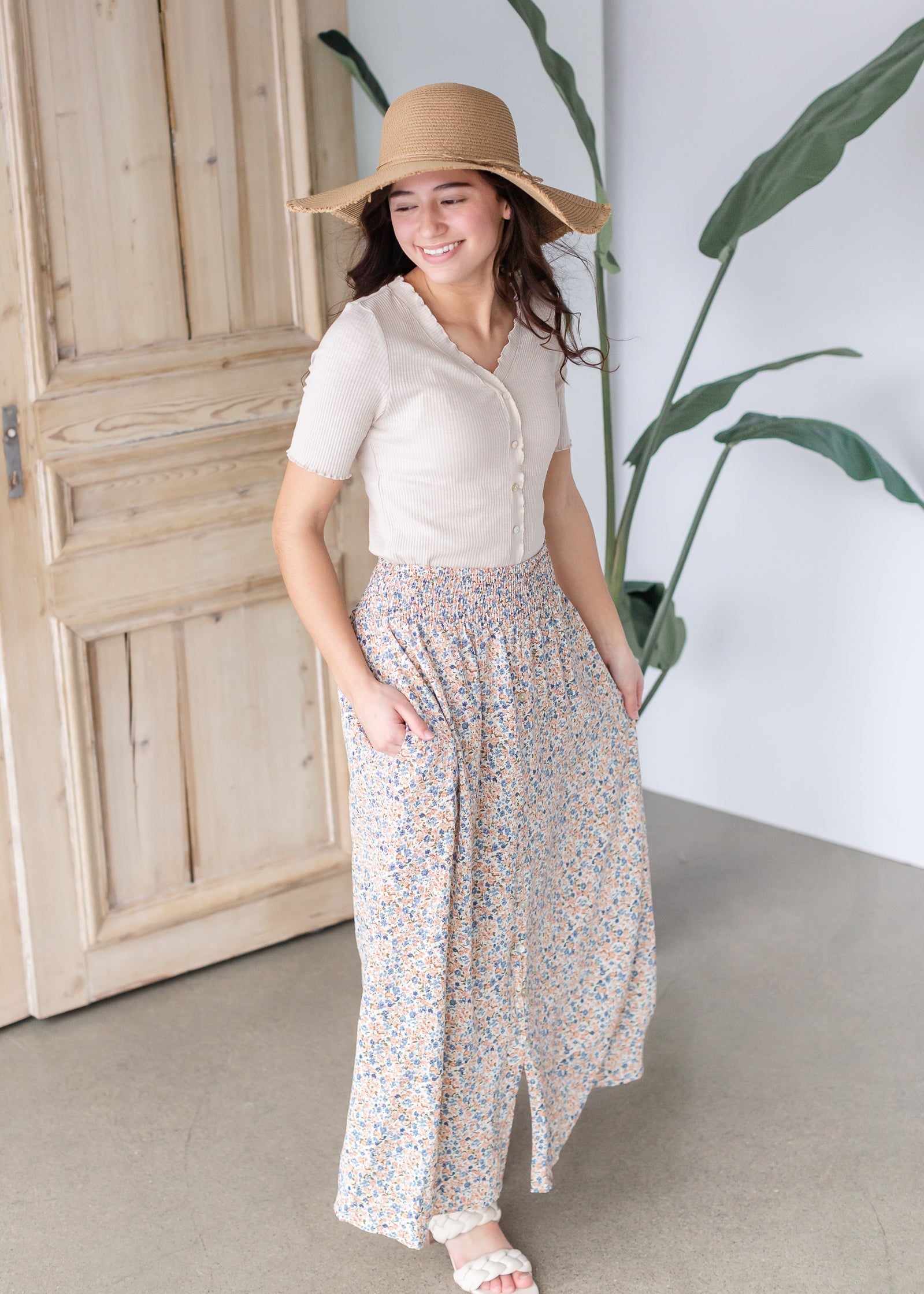 Ditsy Floral Print Slit Hem Flared Maxi Skirt Skirts Tea N Rose