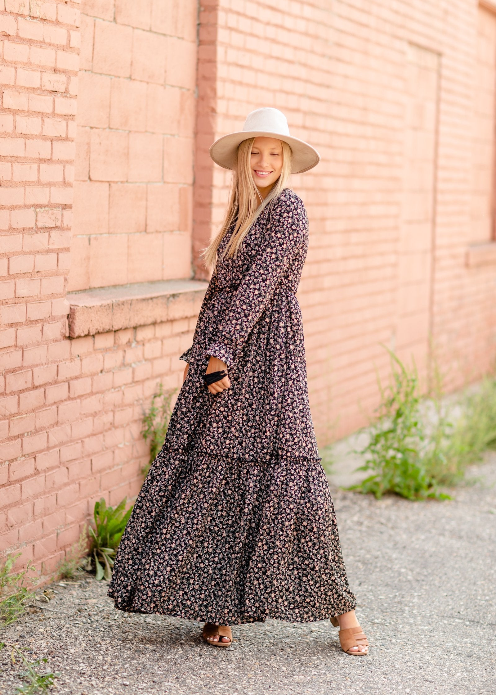 tie sleeve maxi dress