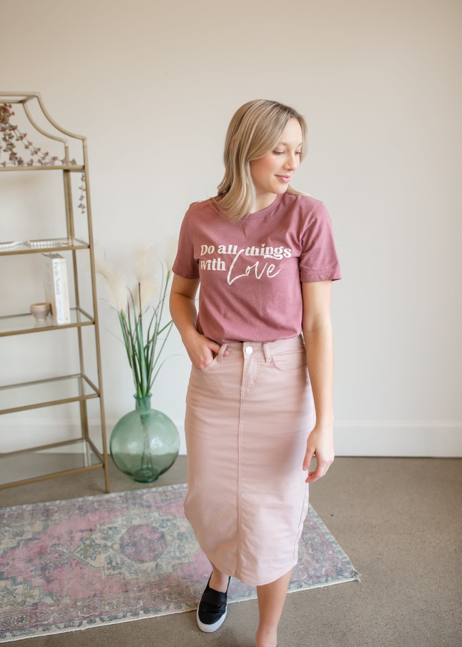 Do All Things With Love Graphic Tee Tops OAT Collection