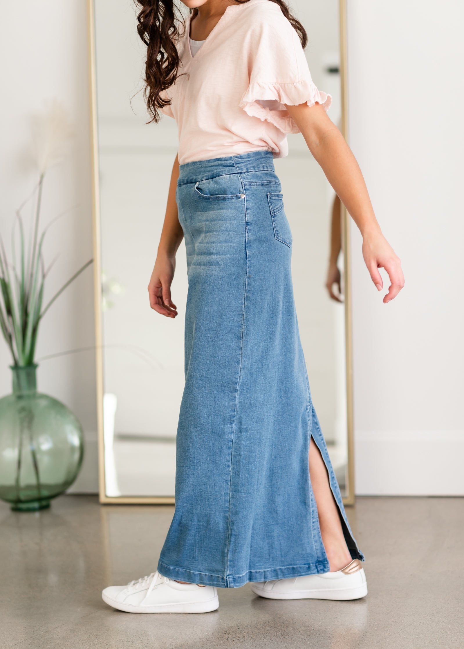 Donna Light Wash Long Denim Skirt Inherit Co.