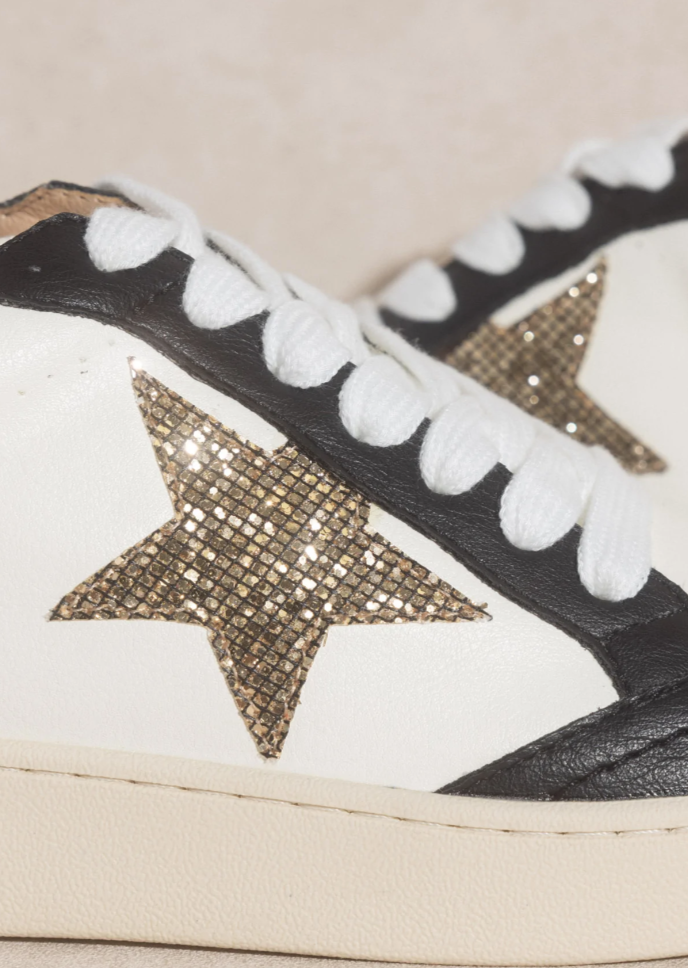 Vintage sneakers for sale sales