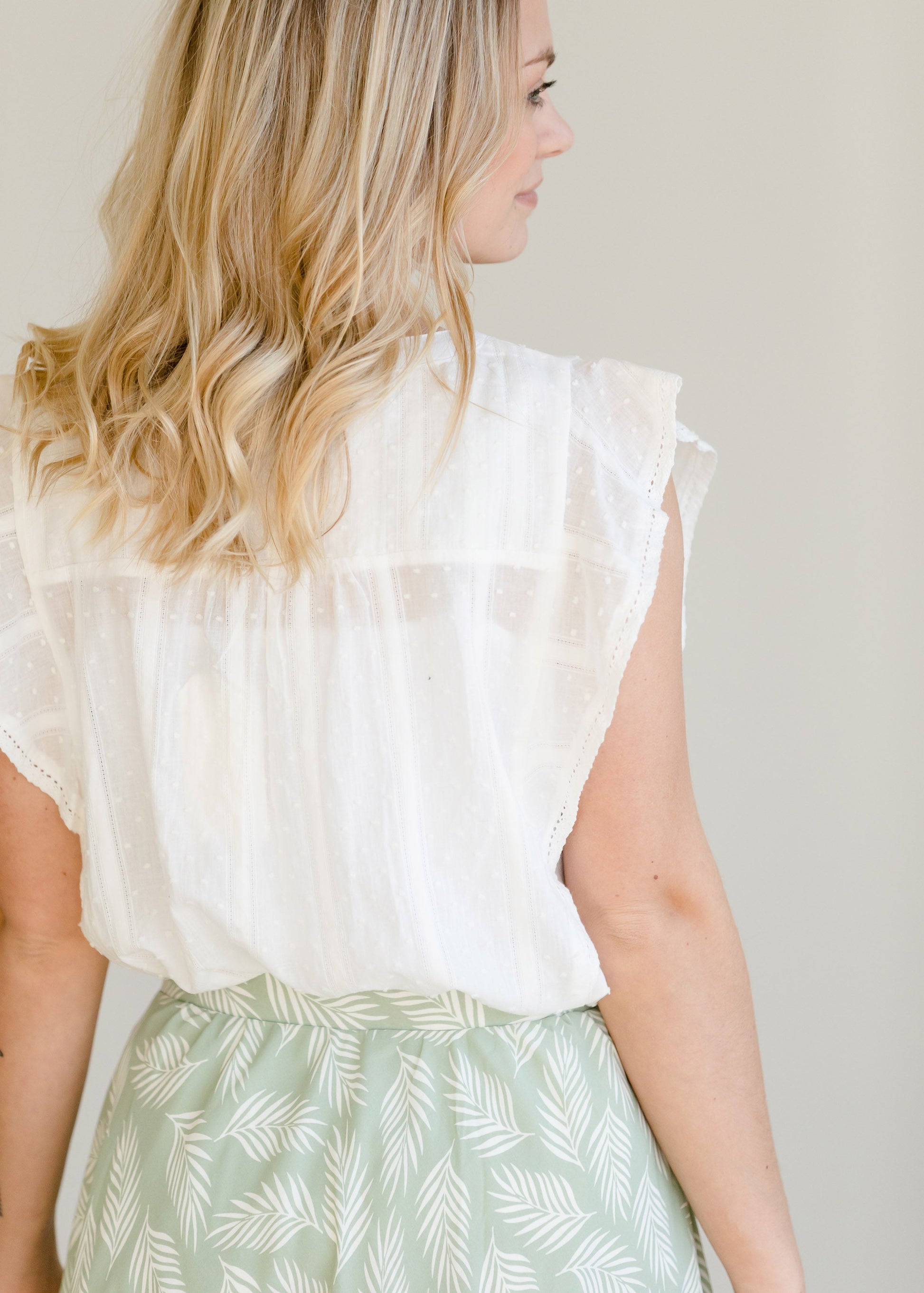 Eyelet Lace Ruffle Sleeve Top - FINAL SALE Tops