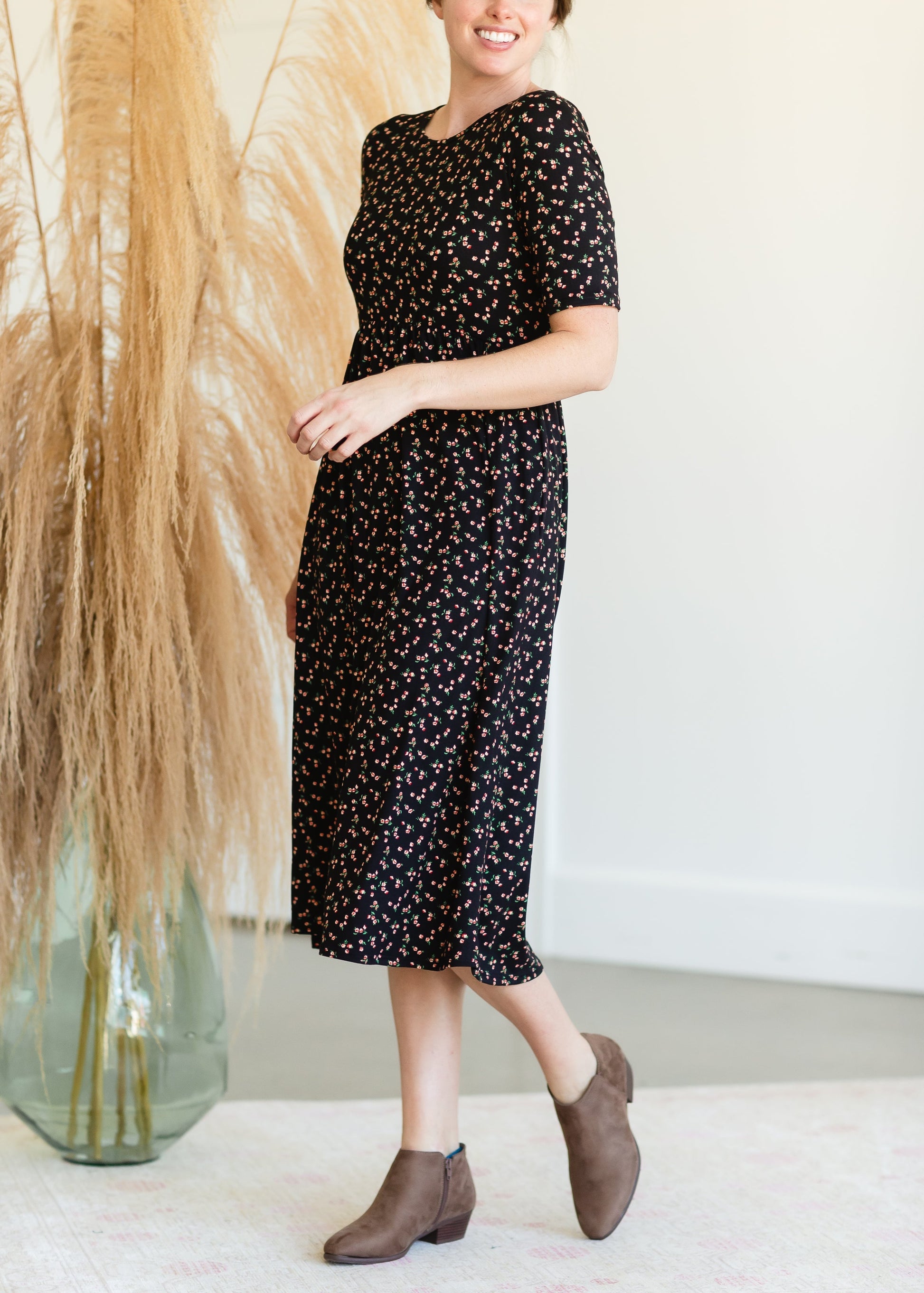 Fiona Dainty Floral Midi Dress - FINAL SALE – Inherit Co.