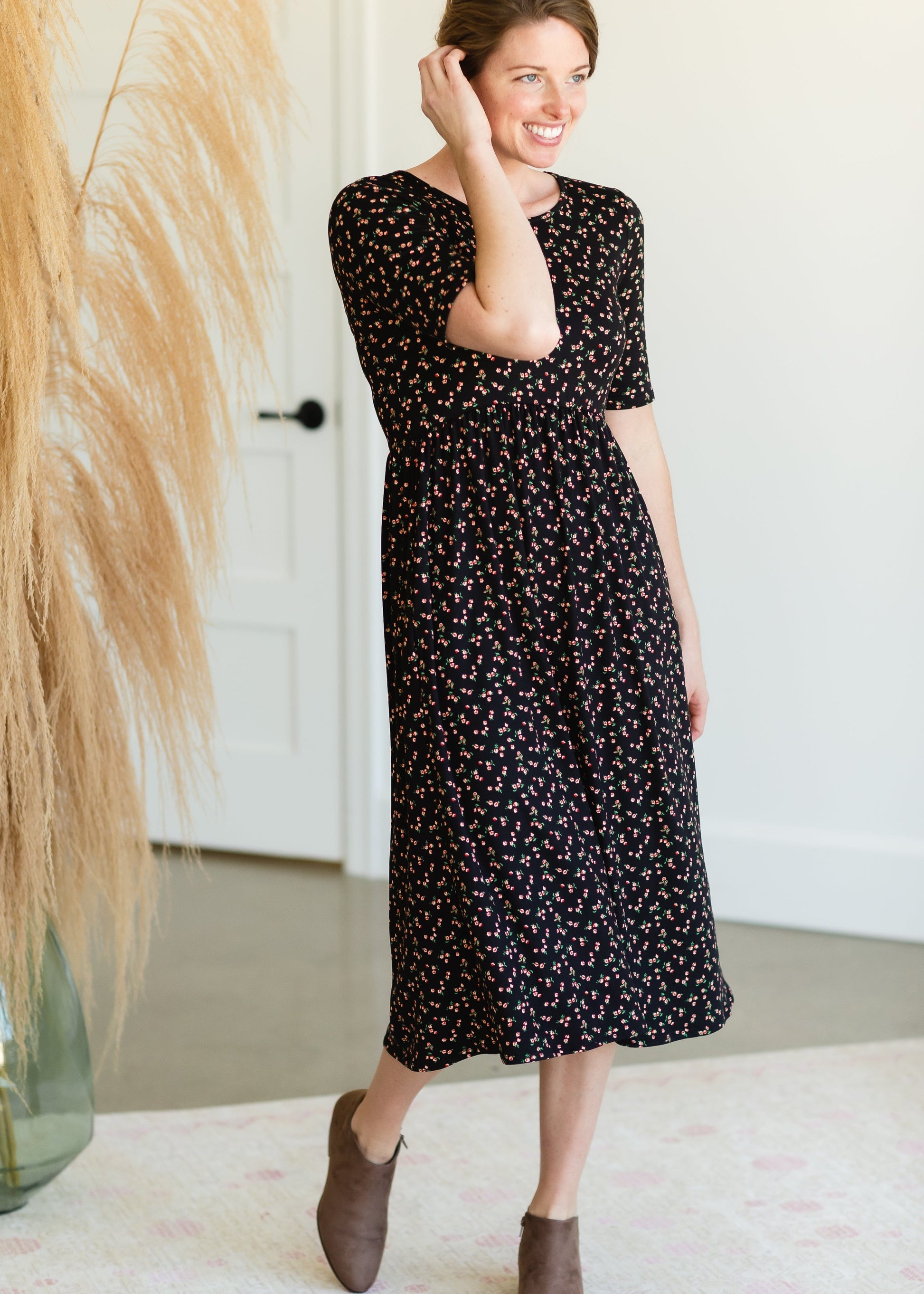Fiona Dainty Floral Midi Dress - FINAL SALE Dresses