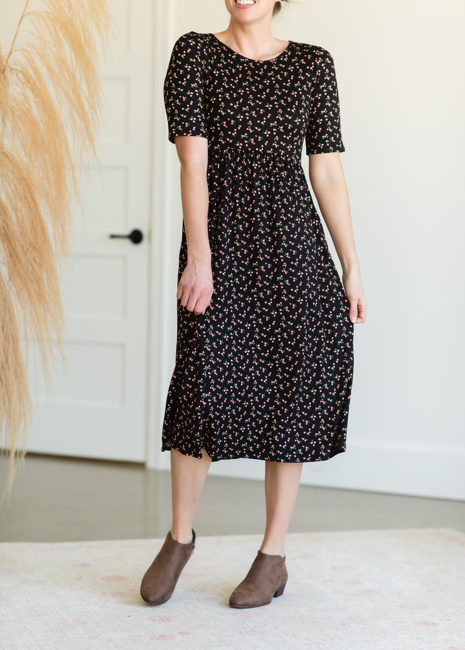Fiona Dainty Floral Midi Dress - FINAL SALE Dresses